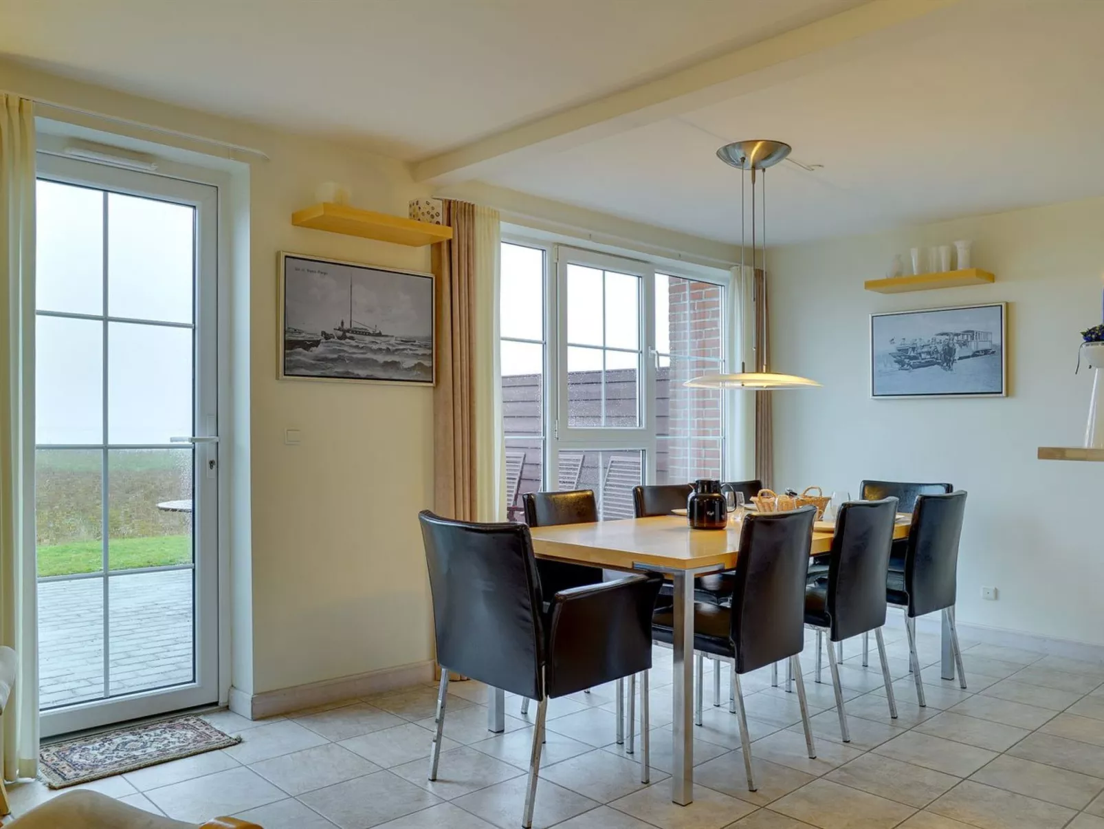 "Henrietta" - 3.5km from the sea-Binnen