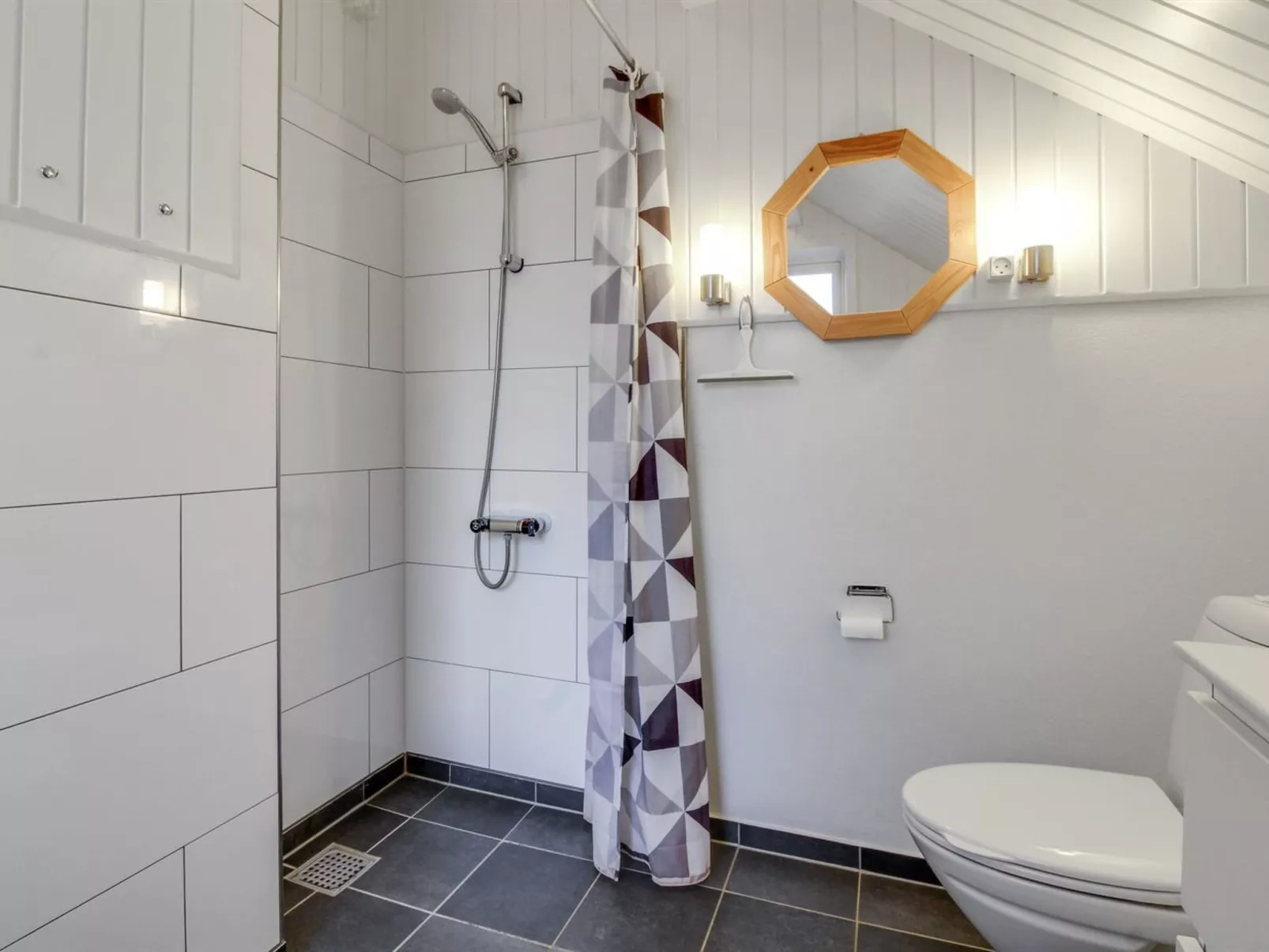 "Asulf" - 31km from the sea-Binnen
