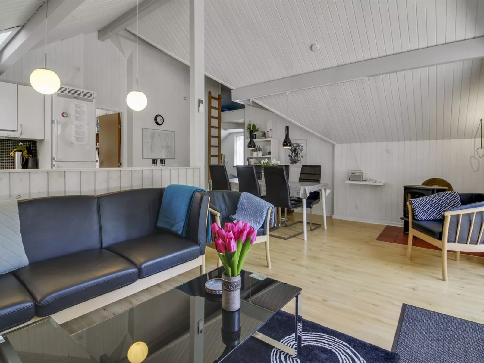 "Asulf" - 31km from the sea-Binnen