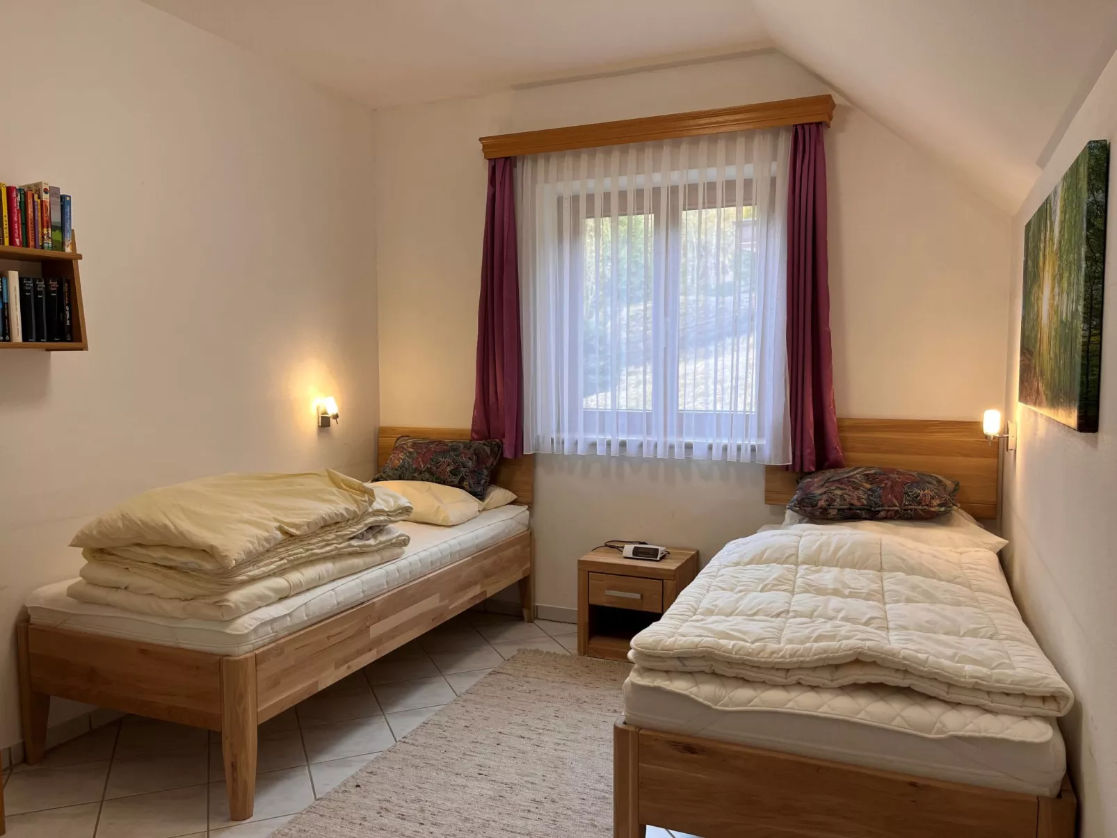 The Orange Apartment-Binnen