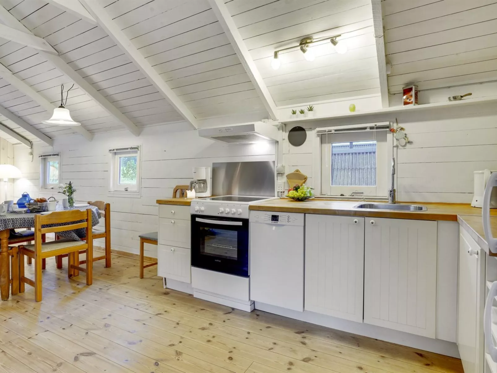"Tameran" - 700m from the sea-Binnen