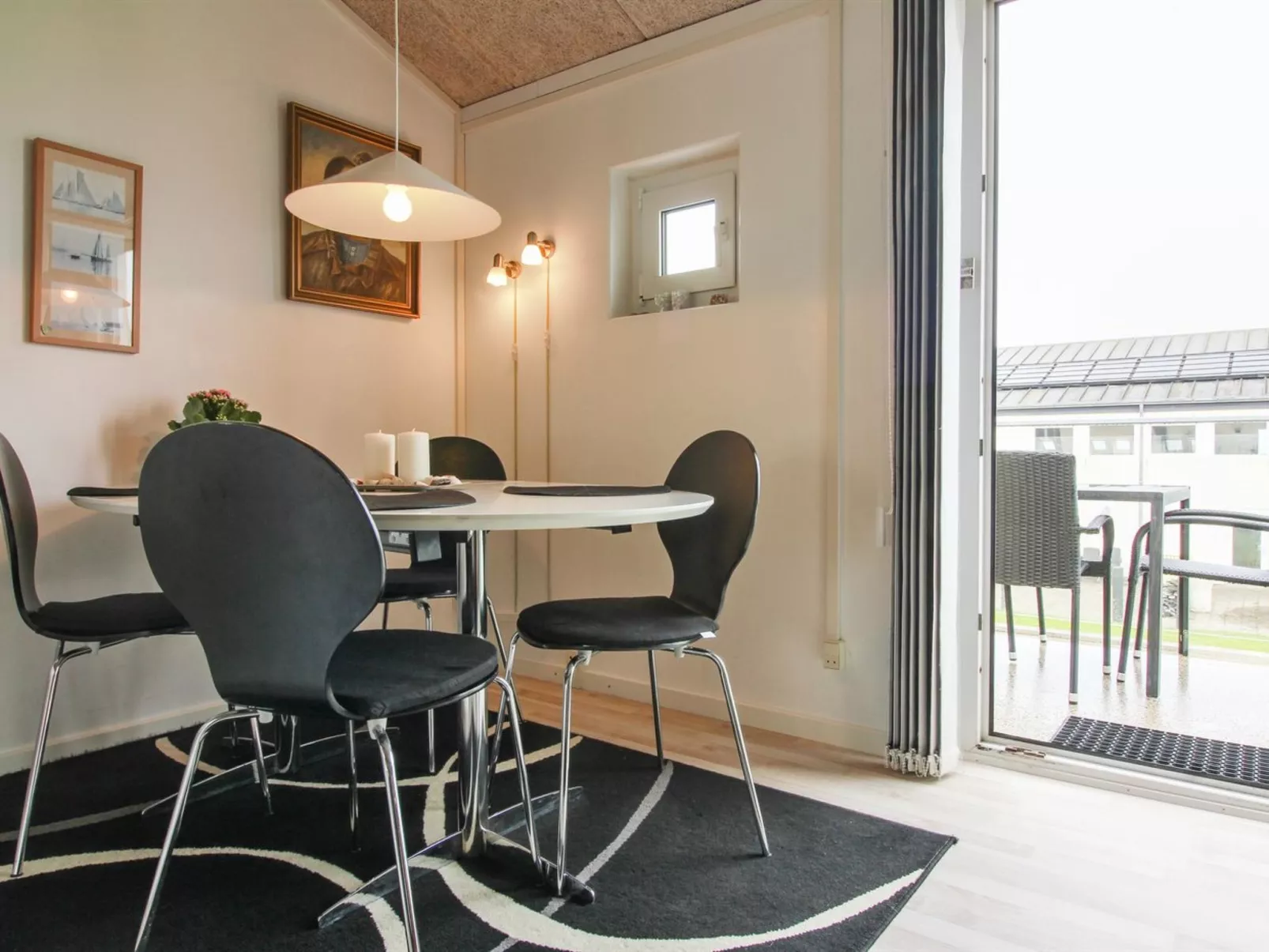 "Cariba" - 150m from the sea-Binnen