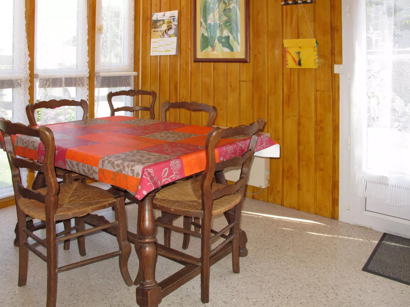 Petit Chalet à la Plage-Binnen