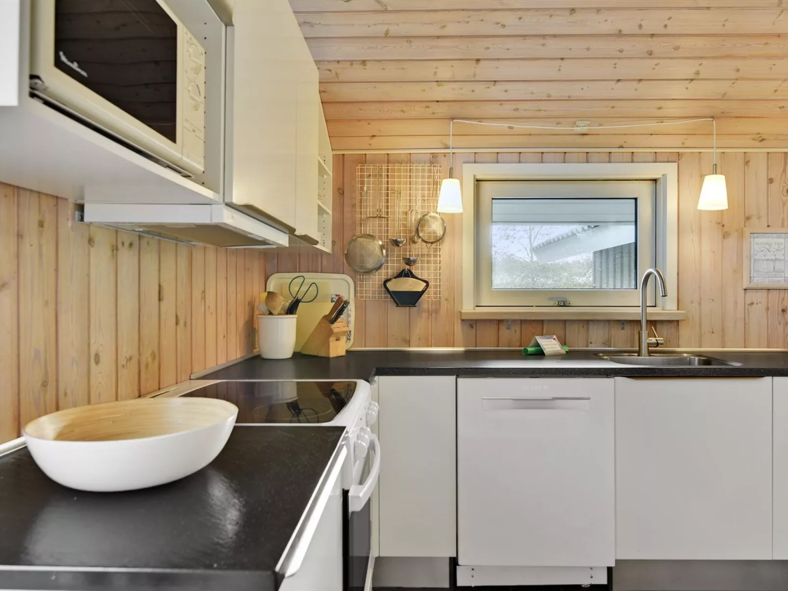 "Nanne" - 1km from the sea-Binnen