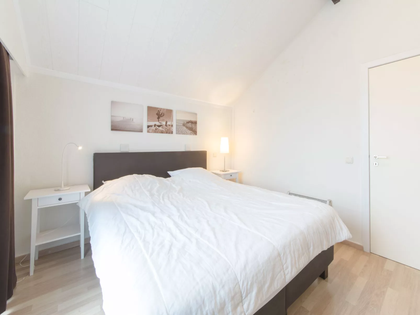 Luna with parking and shared pool-Binnen