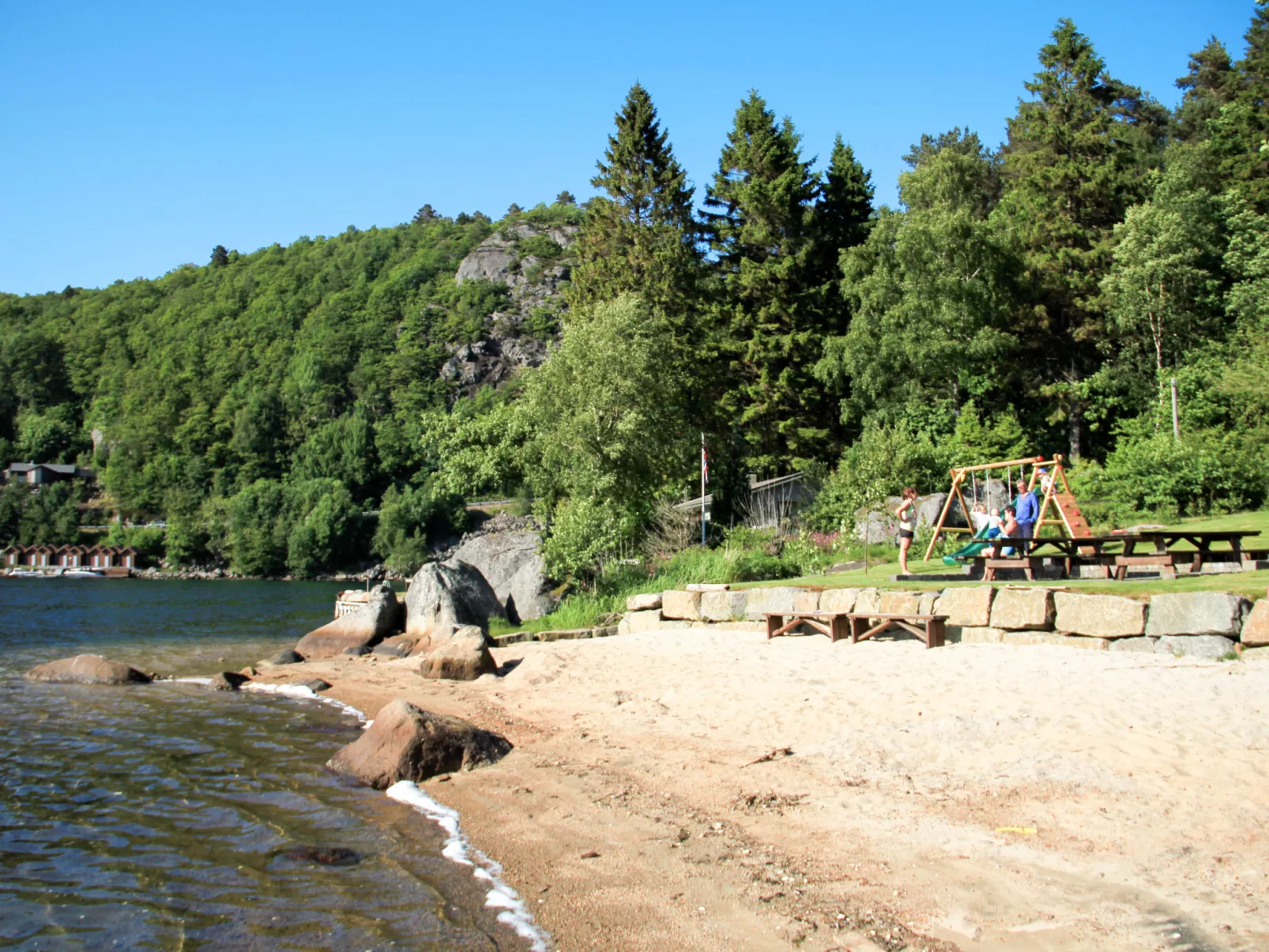 Naudøyna-Buiten