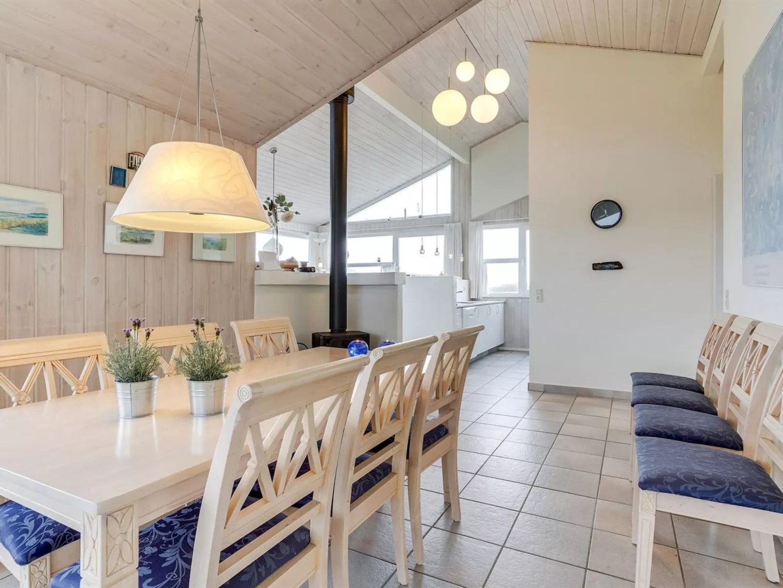 "Thorir" - 542m from the sea-Binnen