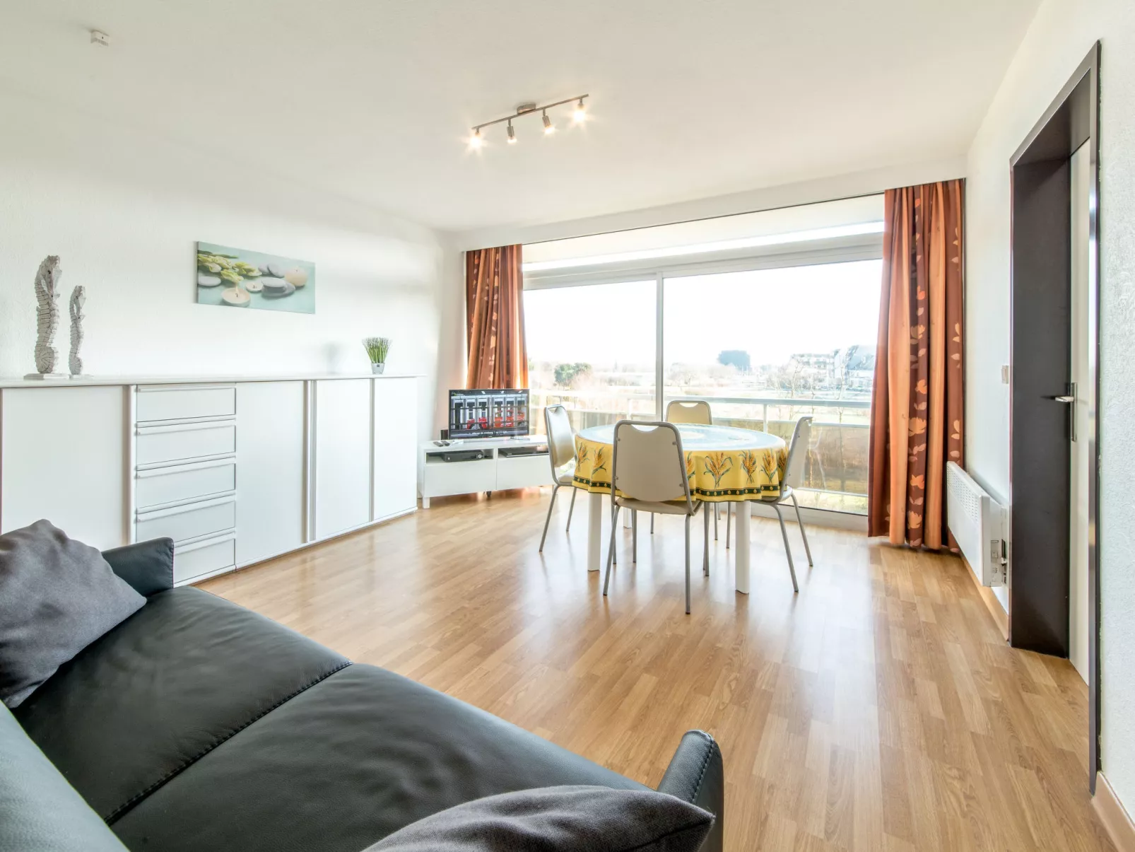 Appartement 64/202-Binnen