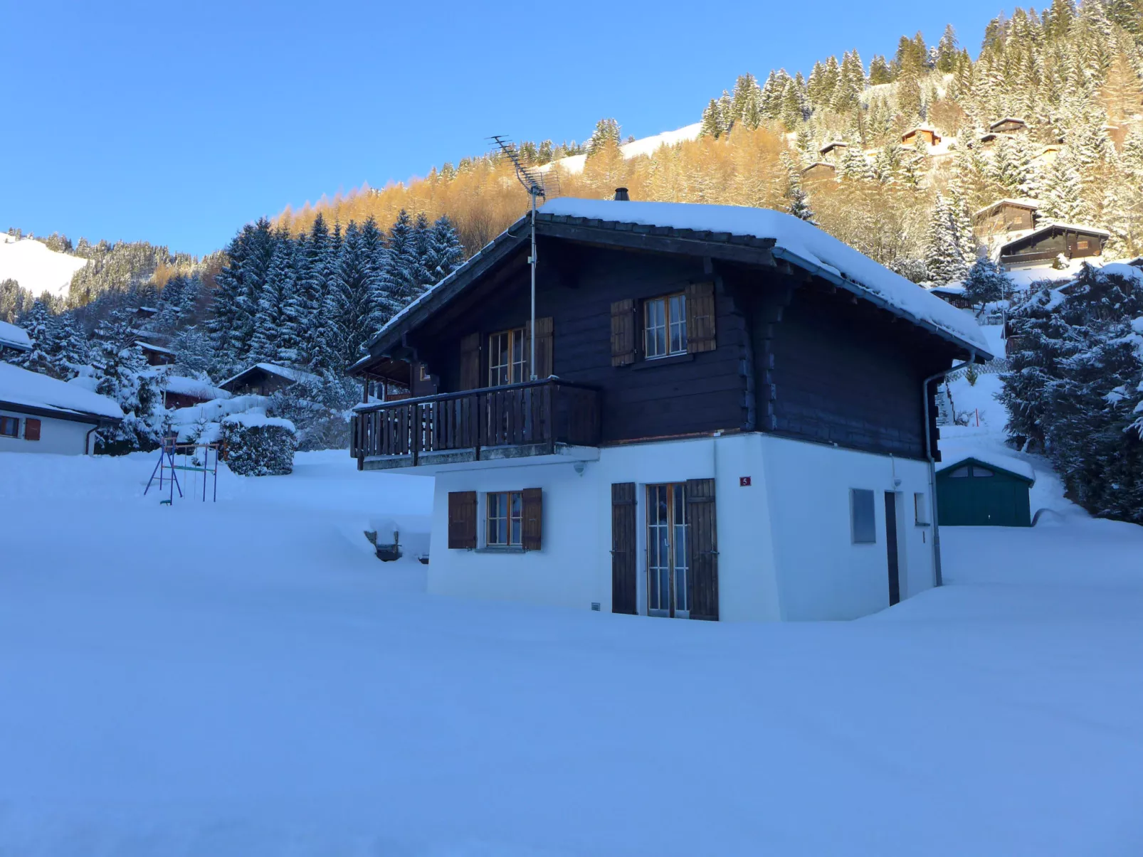 Chalet Castor-Buiten