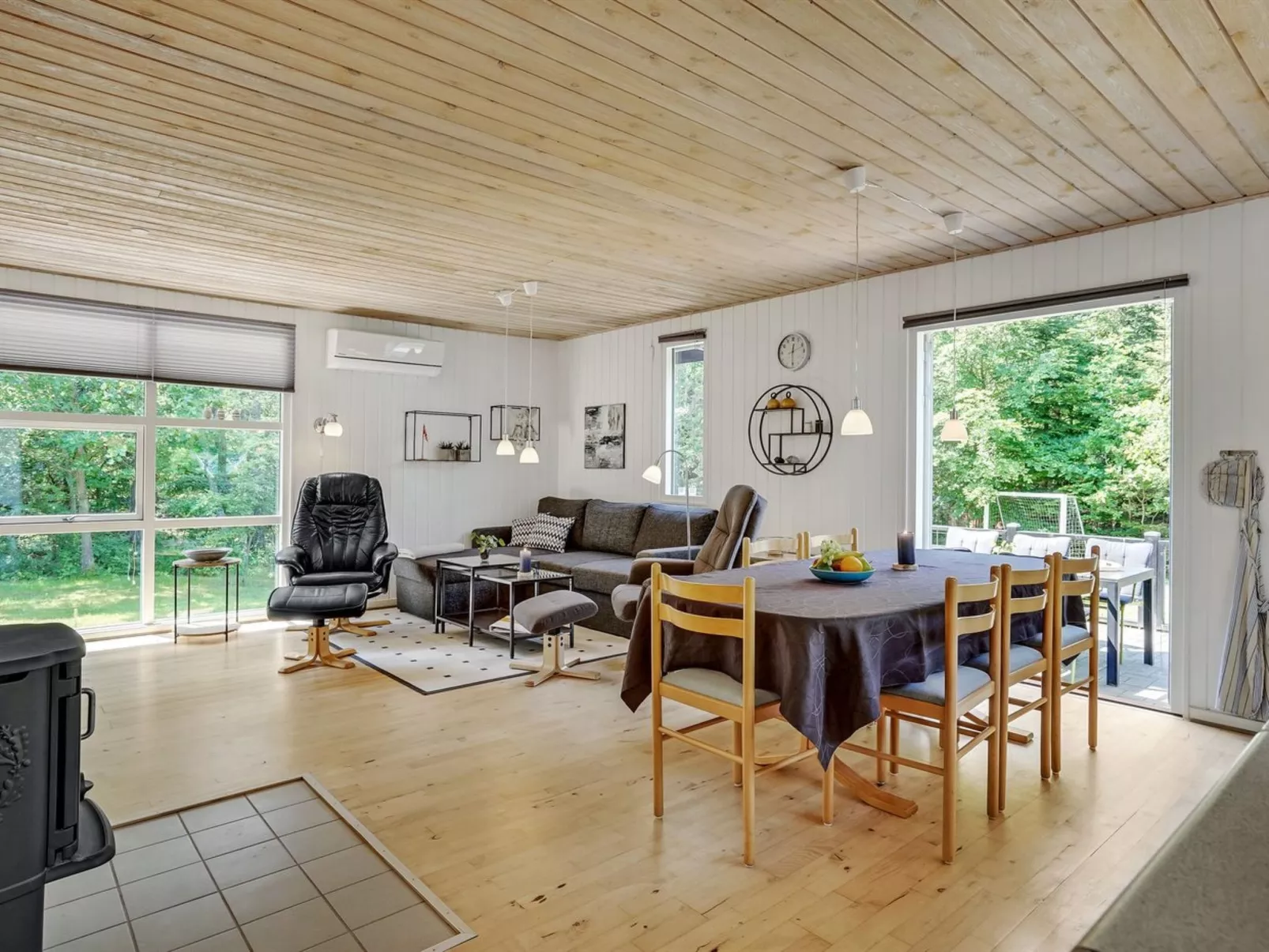 "Hunding" - 7km from the sea-Binnen