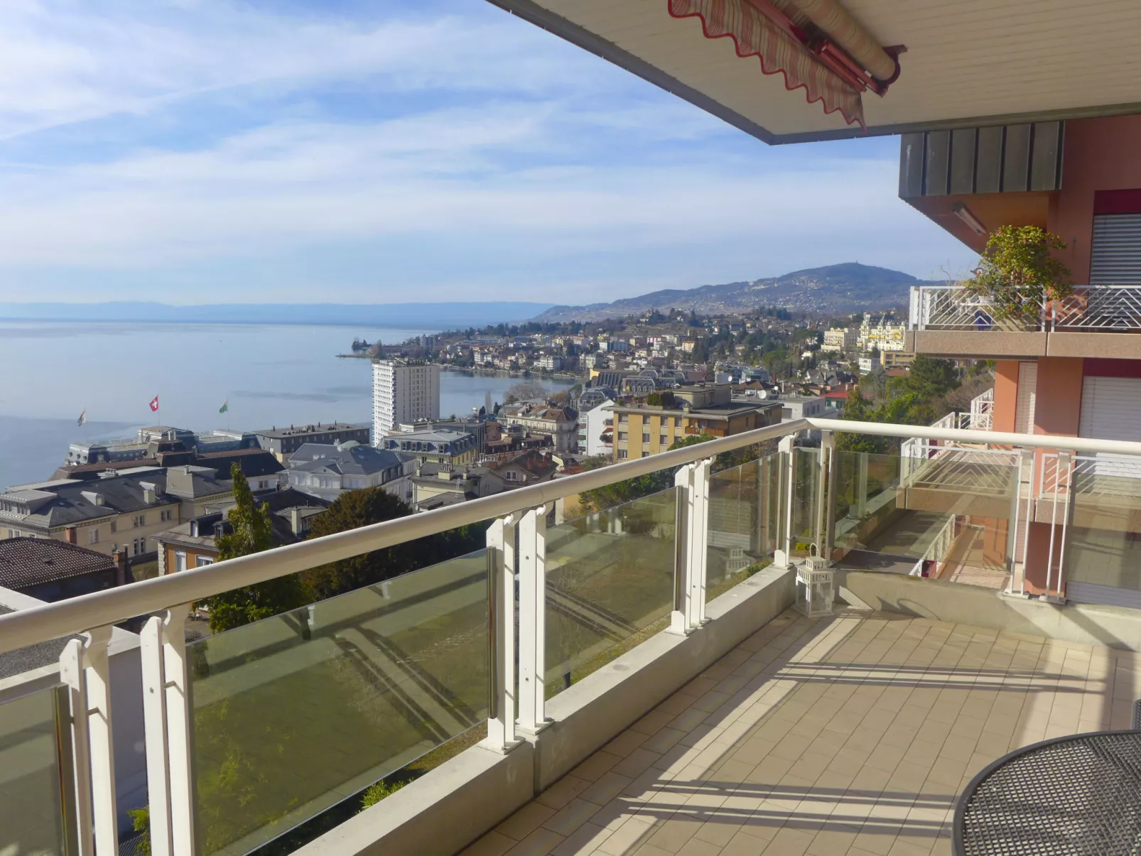 Montreux - Panorama-Buiten