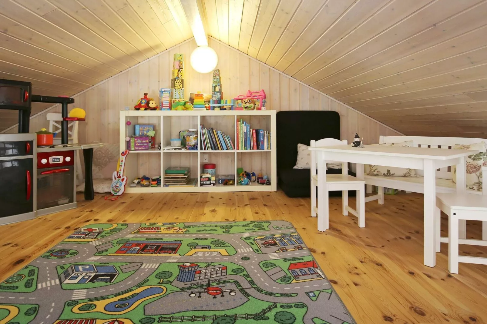 Comfortabel vakantiehuis in Væggerløse Falster met sauna-Binnen