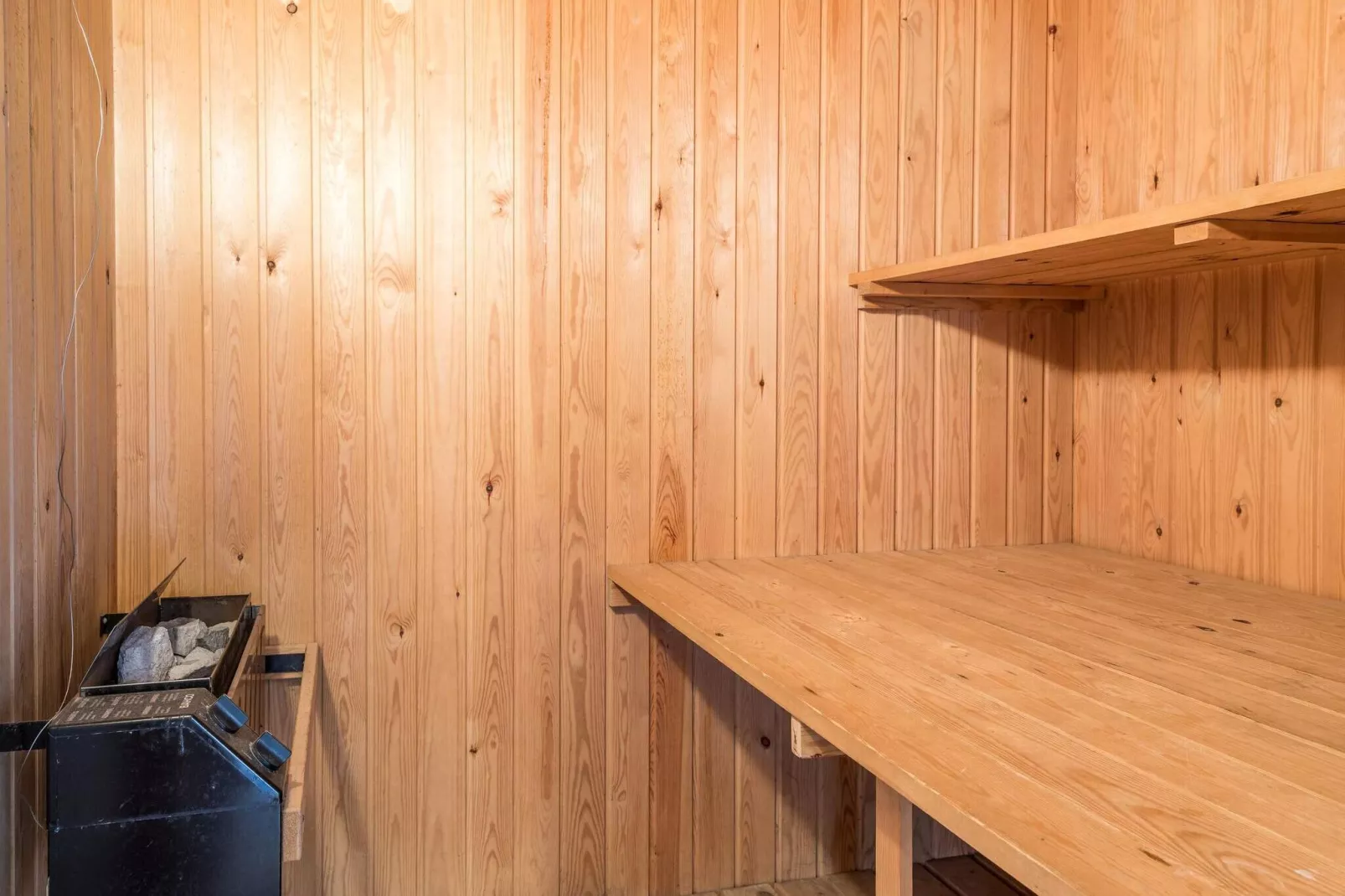 6 persoons vakantie huis op een vakantie park in Henne-Sauna