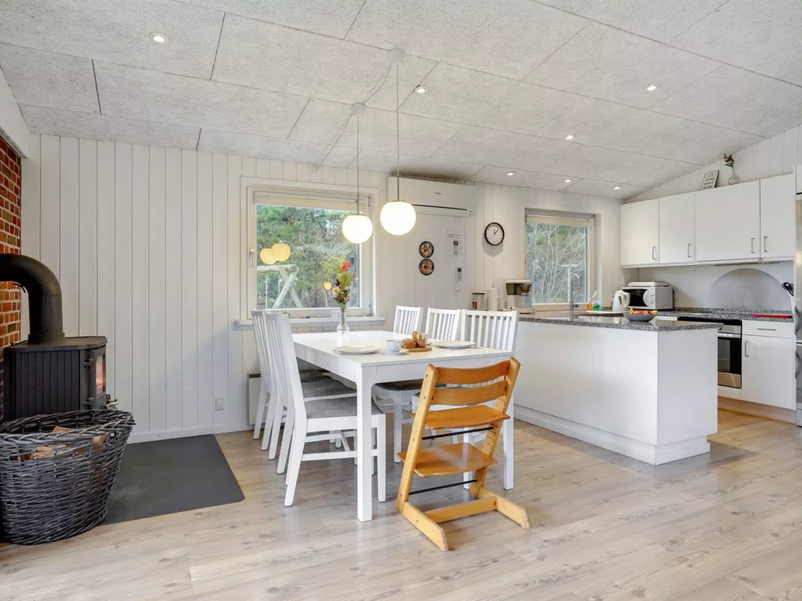 "Mikaela" - 1km from the sea-Buiten