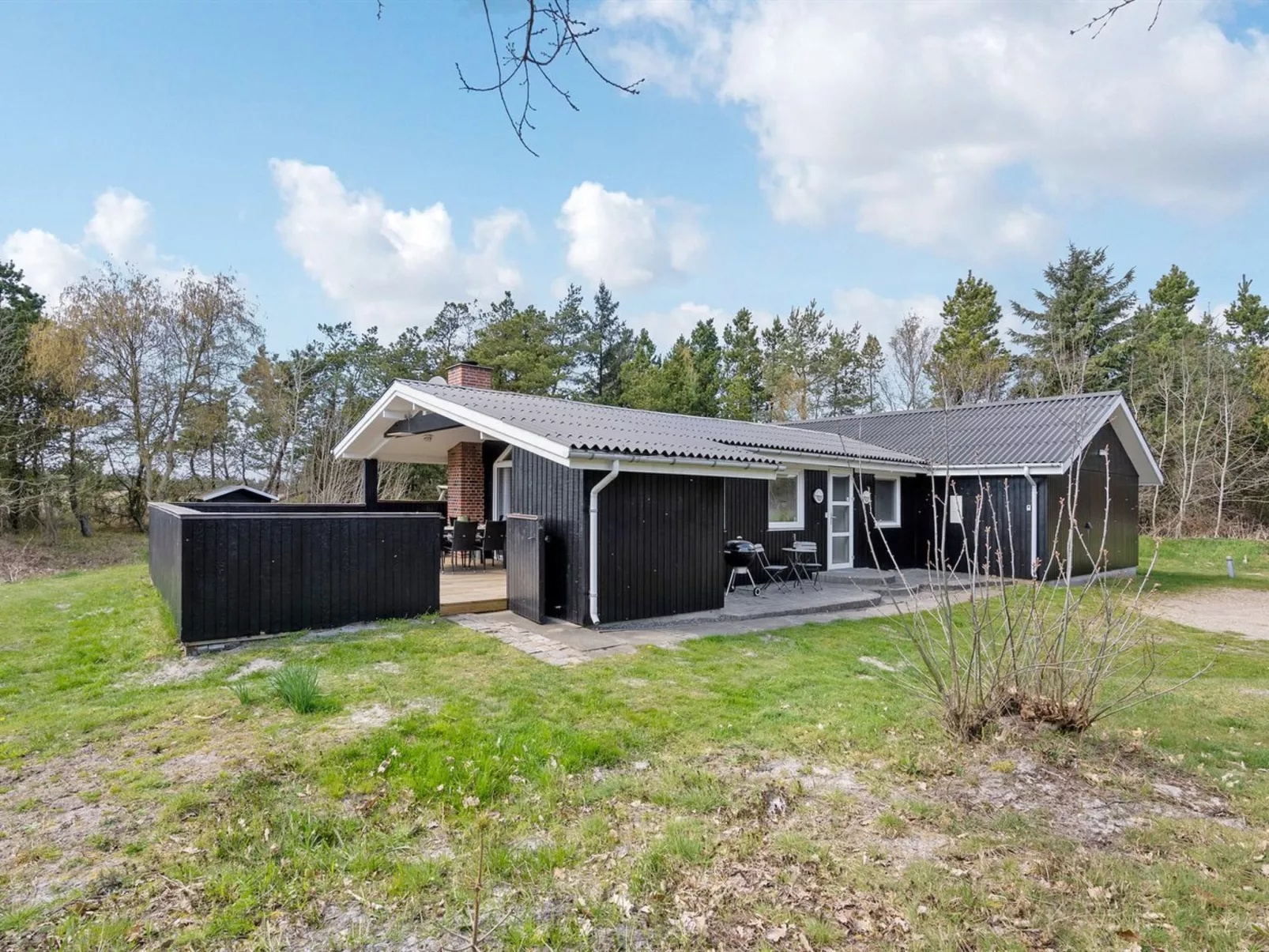 "Mikaela" - 1km from the sea-Binnen