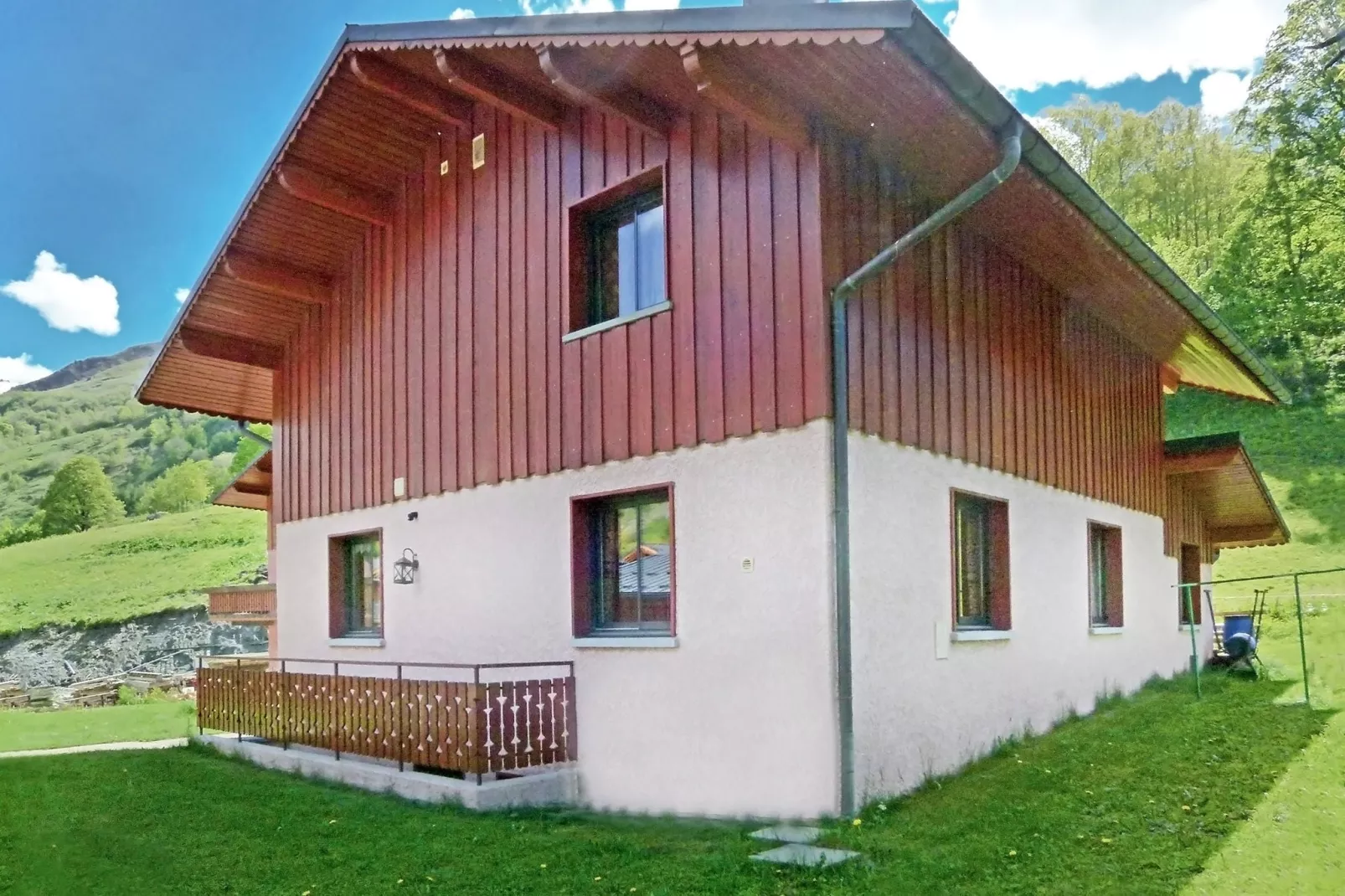 Trois Vallees-Buitenkant zomer