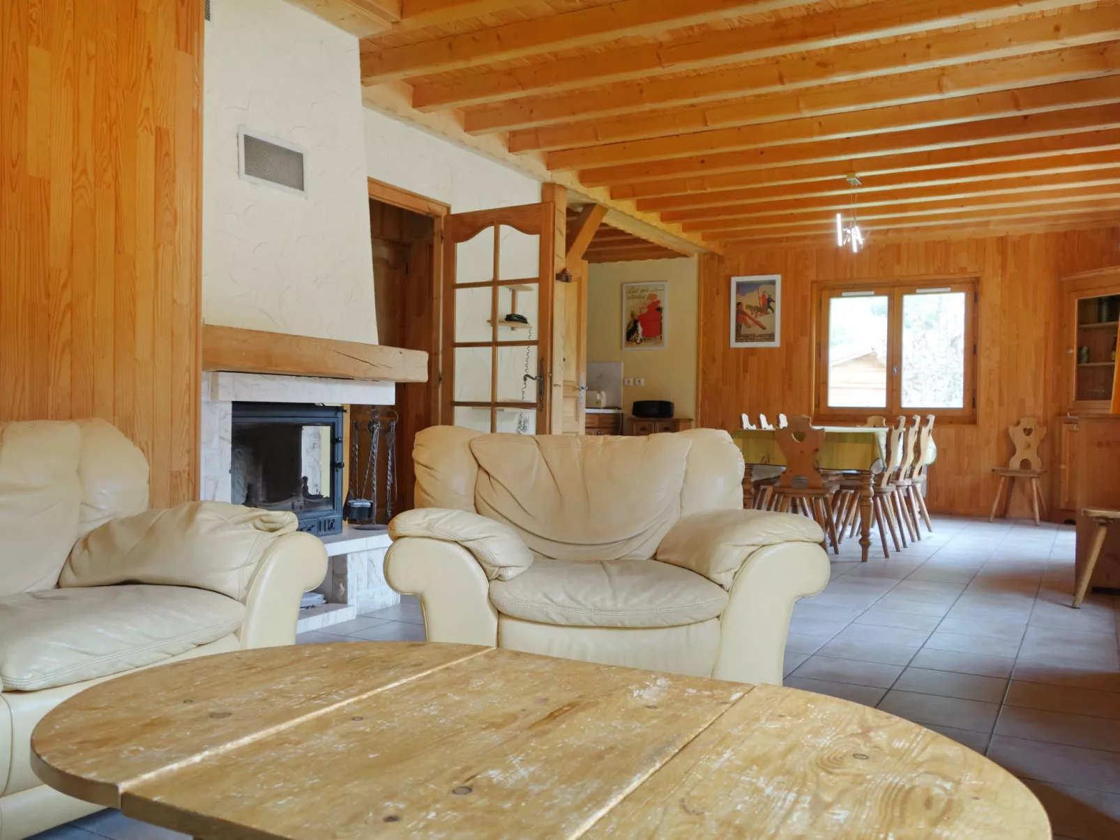 Chalet Mendiaux-Binnen