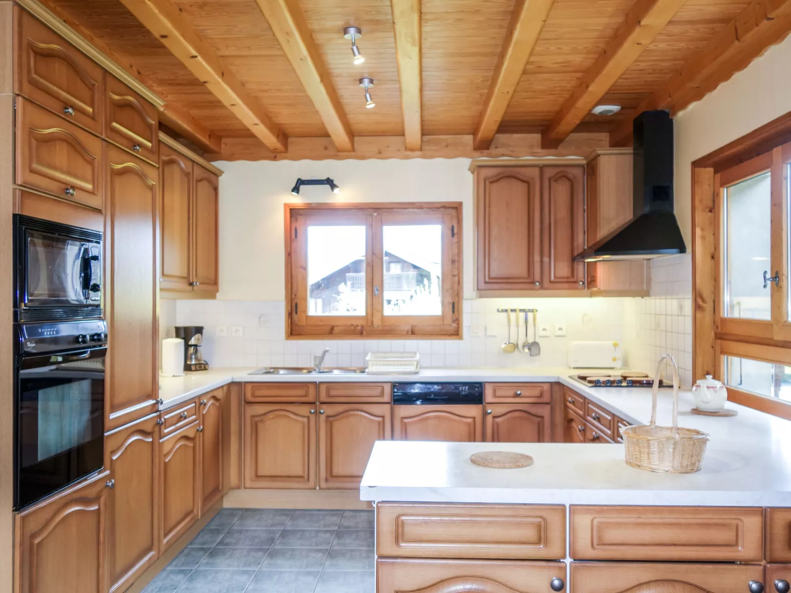 Chalet Mendiaux-Binnen