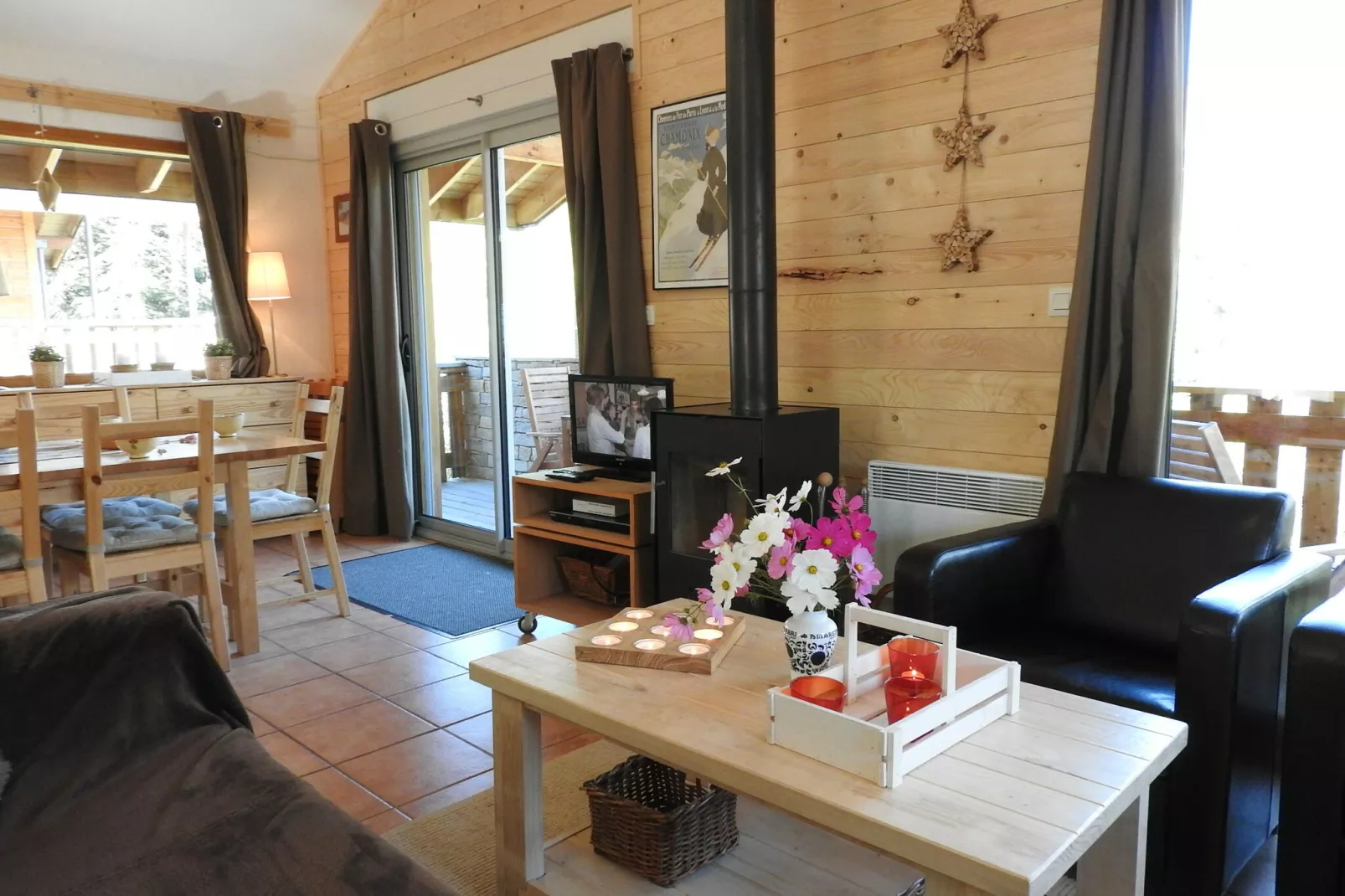 Ruim chalet in Villarodin-Bourget-Woonkamer