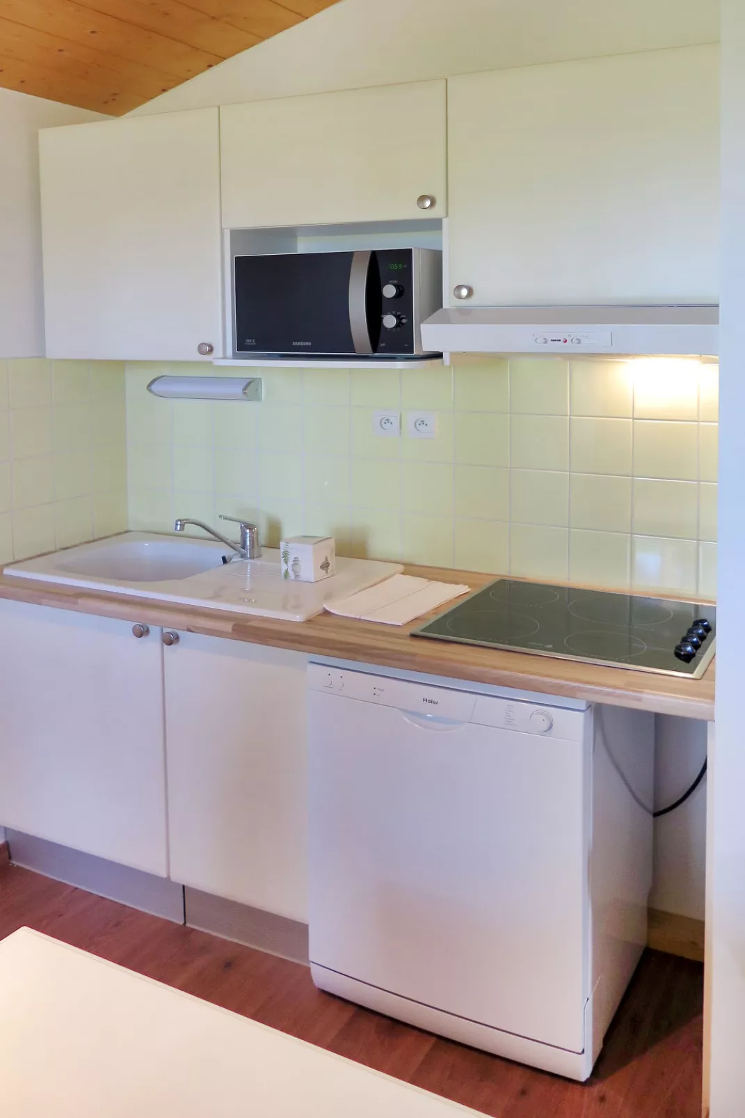 Les Cottages du Lac M3-Binnen