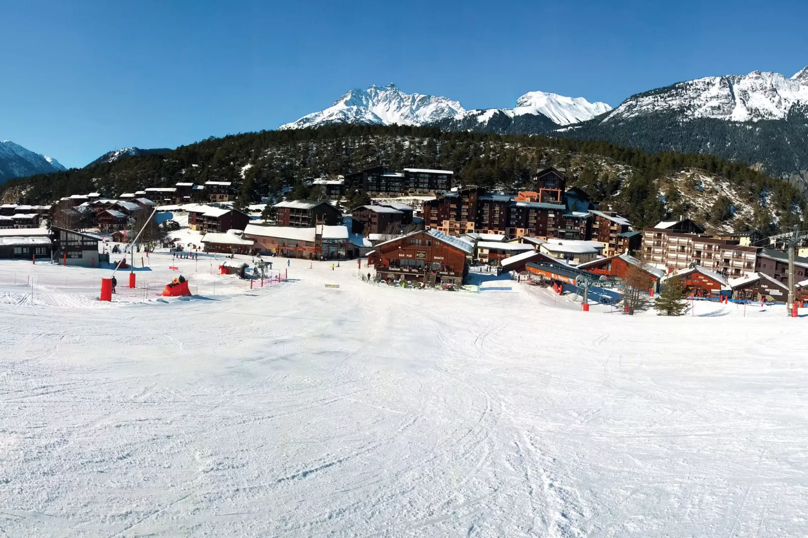 Ruim chalet in Villarodin-Bourget-Gebied winter 5km