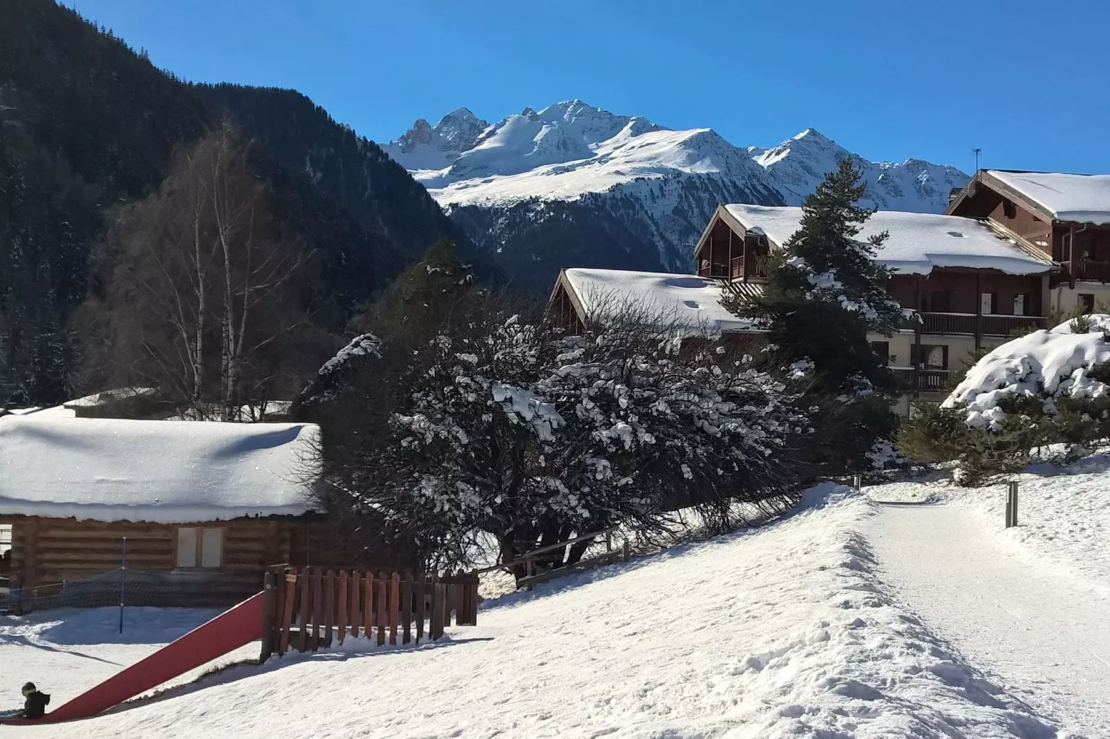 Ruim chalet in Villarodin-Bourget-Gebied winter 5km