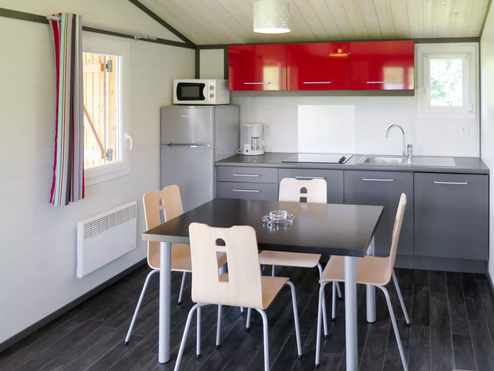 Les Hameaux de Pomette-Chalet 6 pers.-Binnen