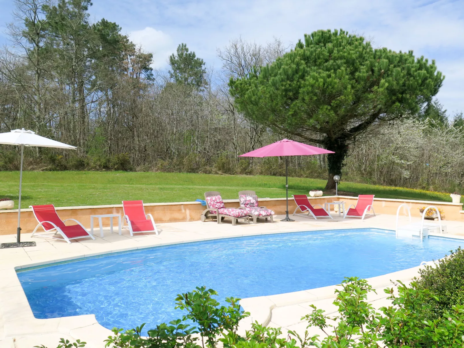 Le Coustal-Buiten