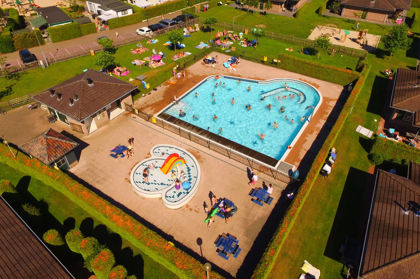Recreatiepark de Boshoek 18-Parkfaciliteiten