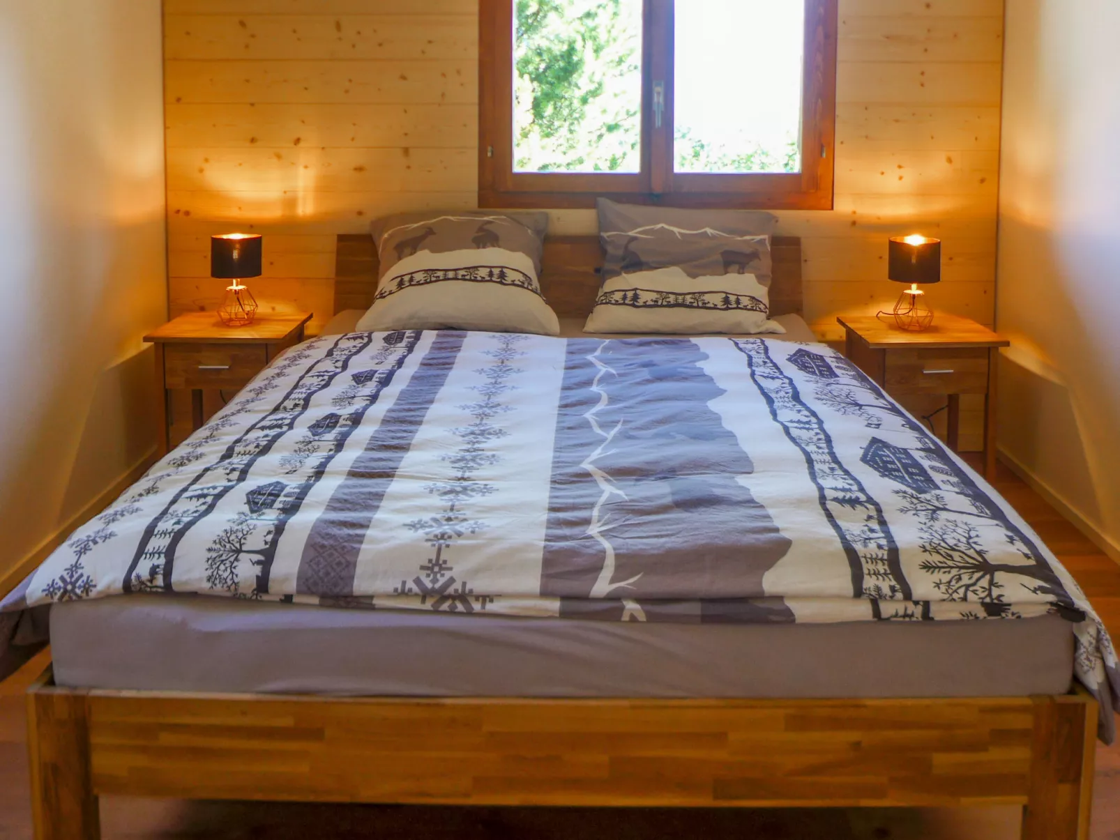 Chalet Les Anémones-Binnen