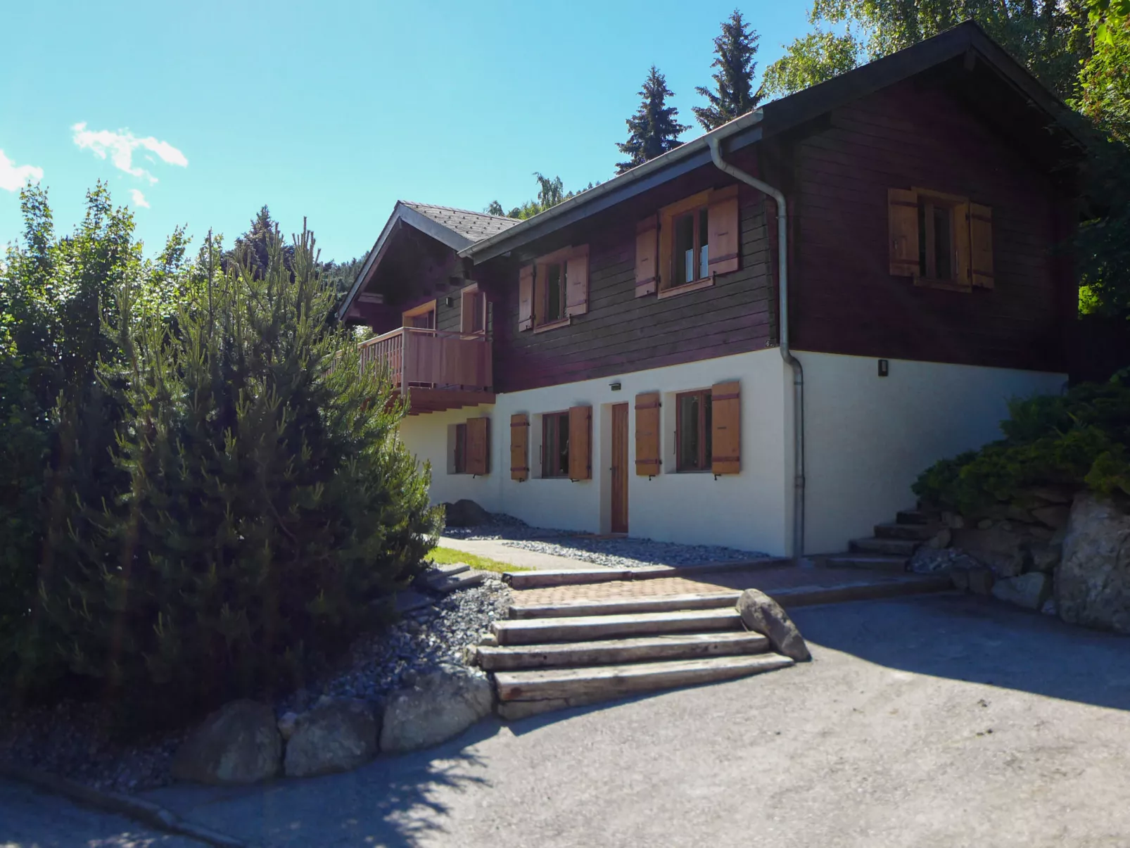 Chalet Les Anémones-Buiten