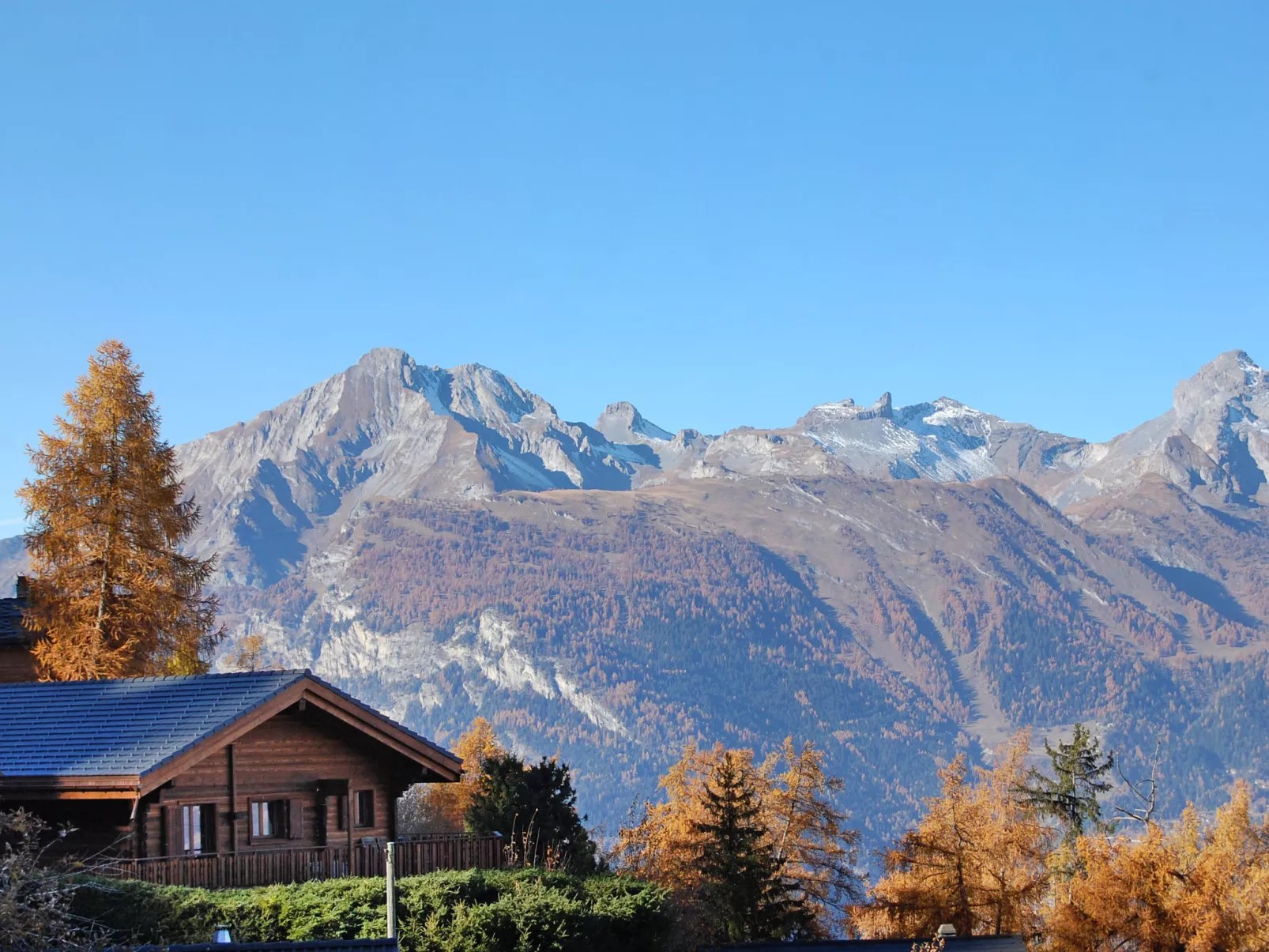 La Bergerie-Buiten