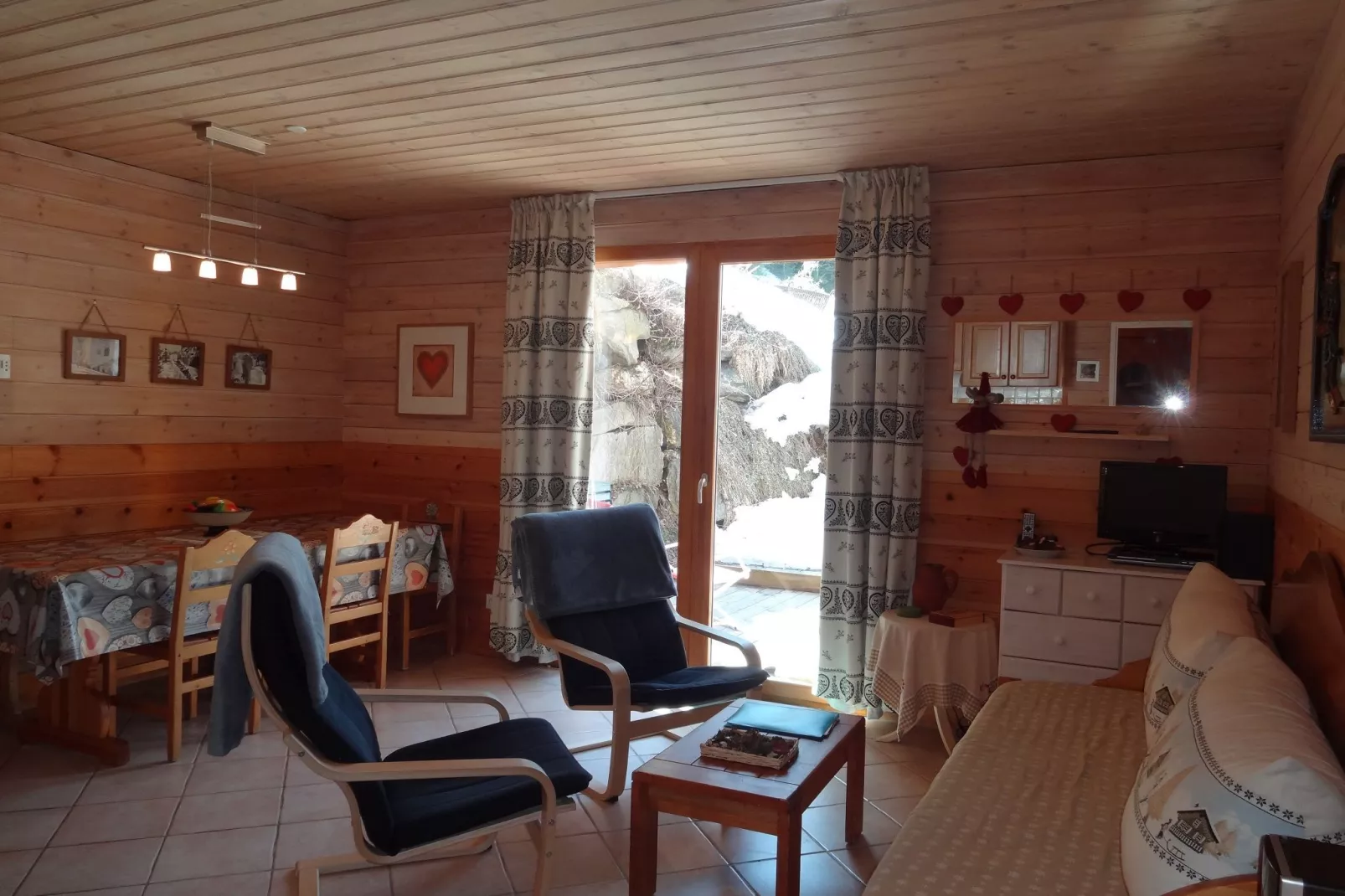 3 pièces coin montage Chalet Deleglise-Woonkamer