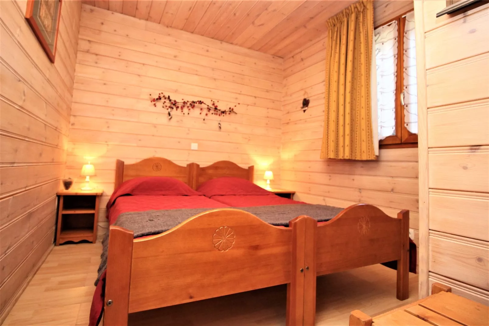 3 pièces coin montage Chalet Deleglise-Slaapkamer