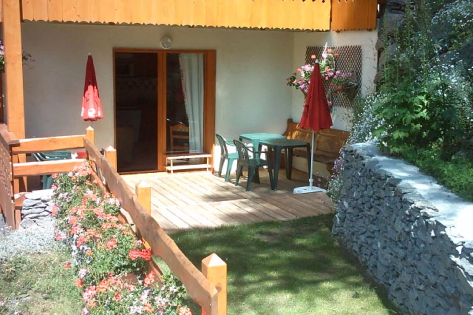 3 pièces coin montage Chalet Deleglise-Tuinen zomer