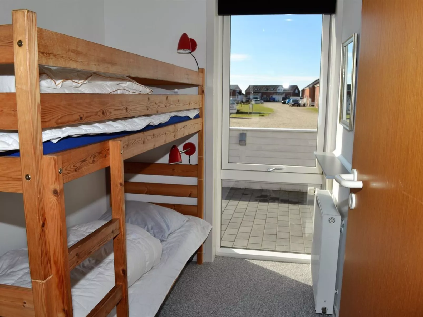 "Niilo" - 1.7km from the sea-Binnen