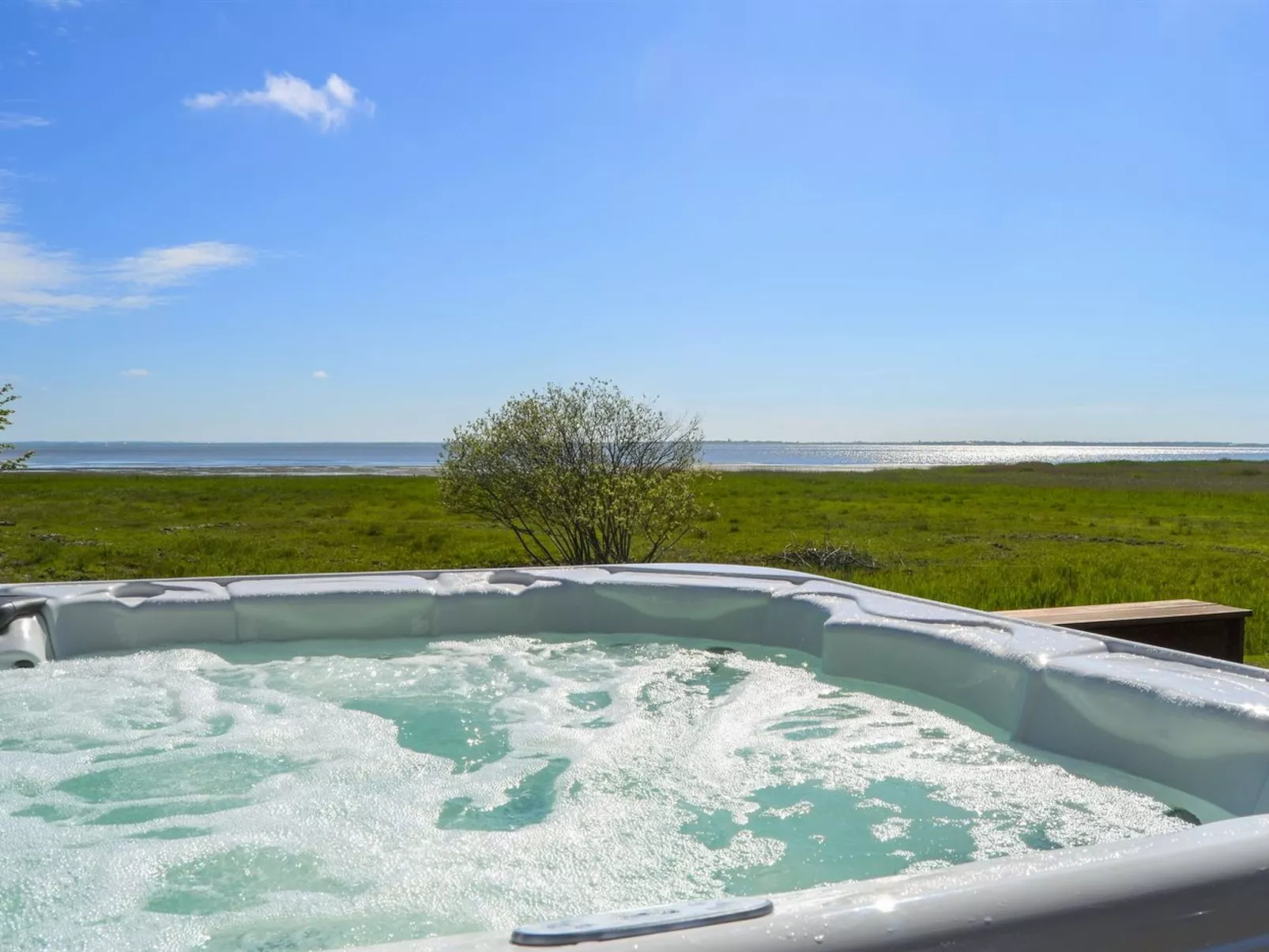"Rudolf" - 3.5km from the sea-Binnen