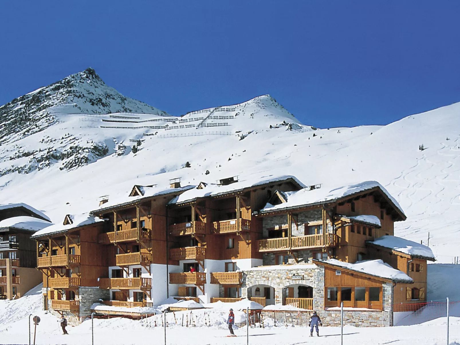 Le Chalet des Cimes-Buiten