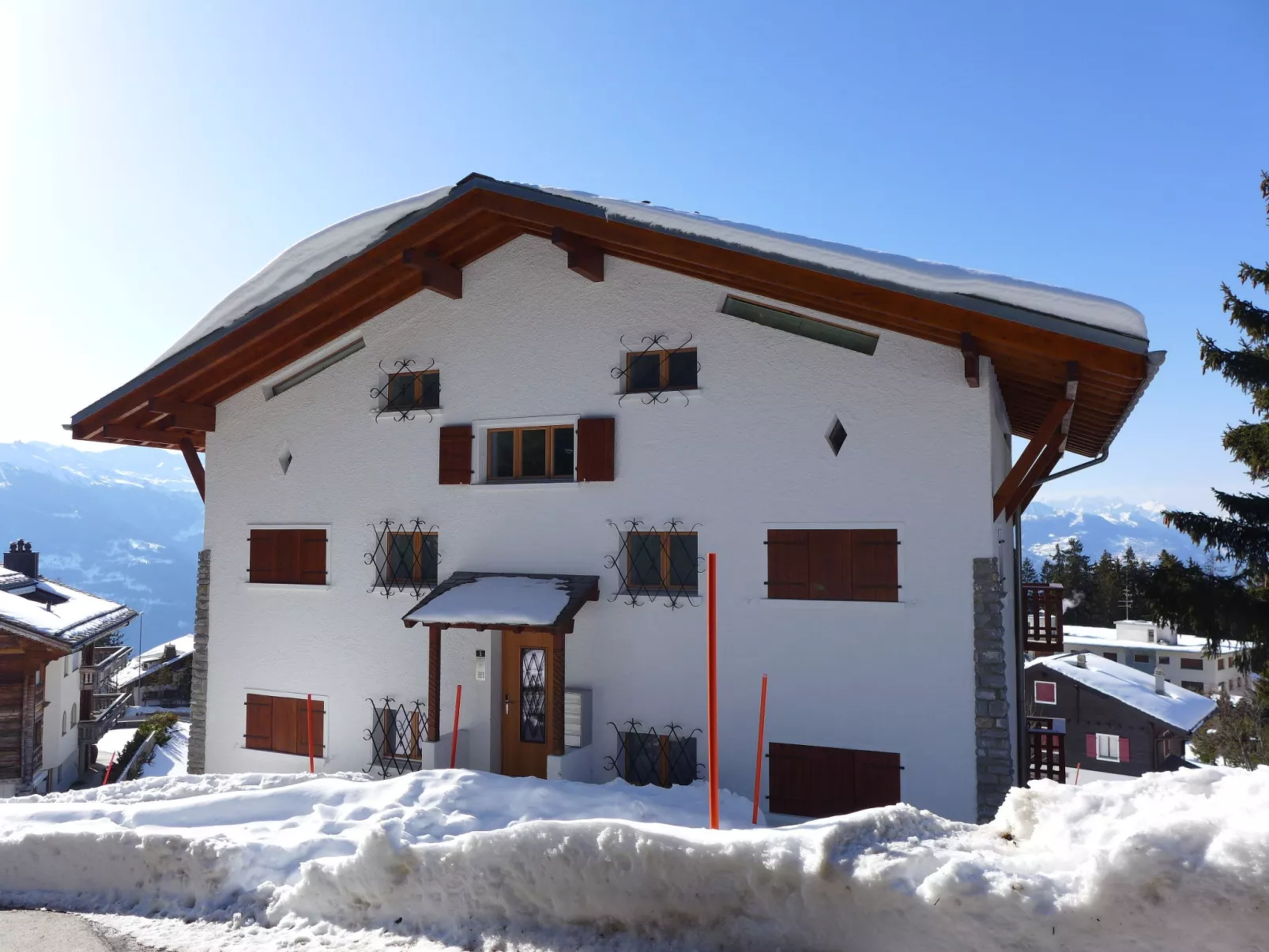 Les Aiguilles Vertes Rez inférieur-Buiten