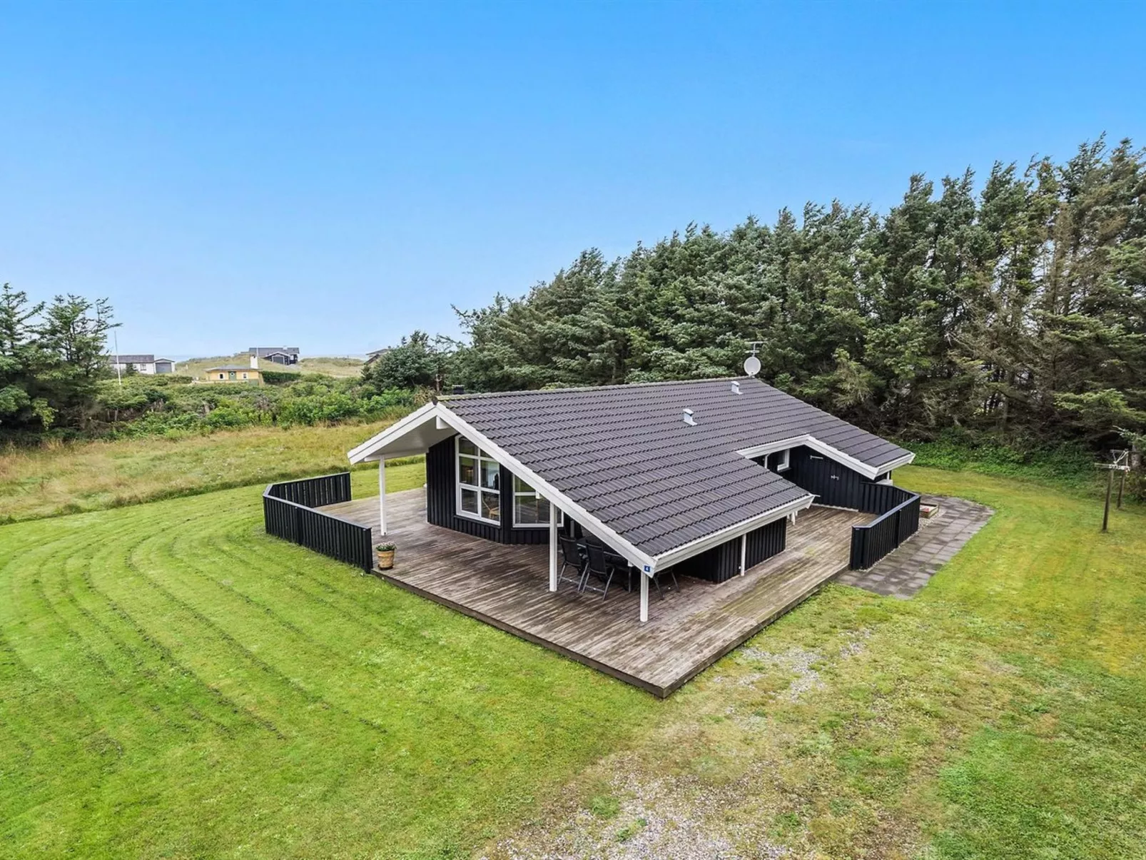 "Ilka" - 375m from the sea-Buiten