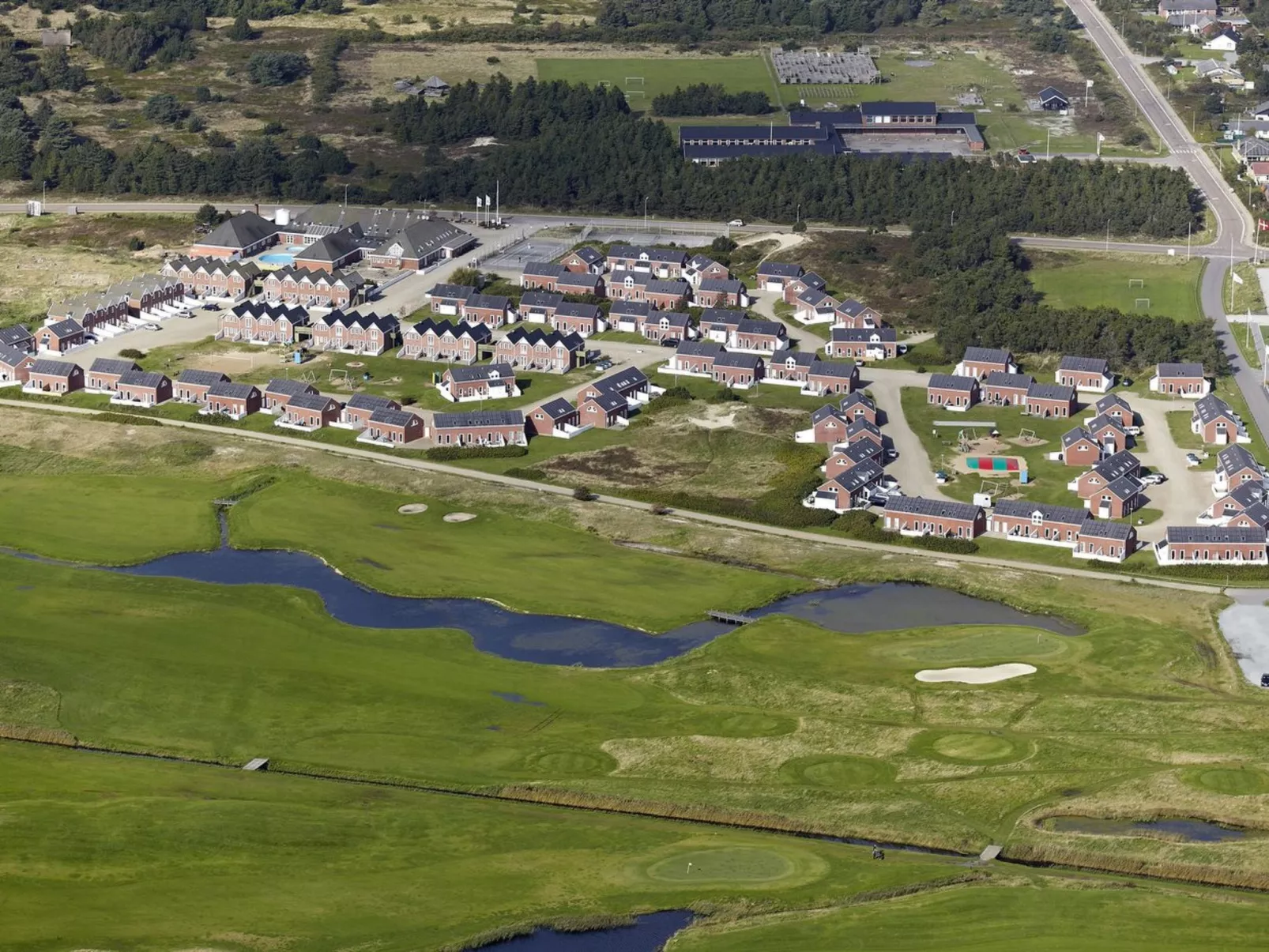 "Hugo" - 2.5km from the sea-Buiten