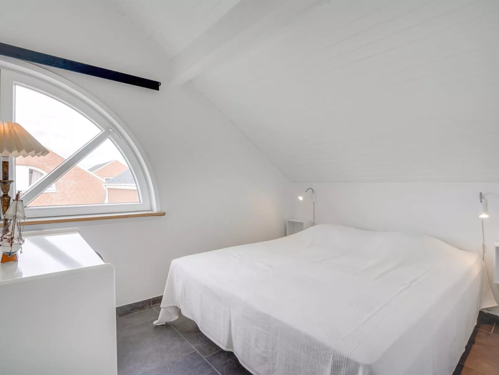"Hugo" - 2.5km from the sea-Binnen