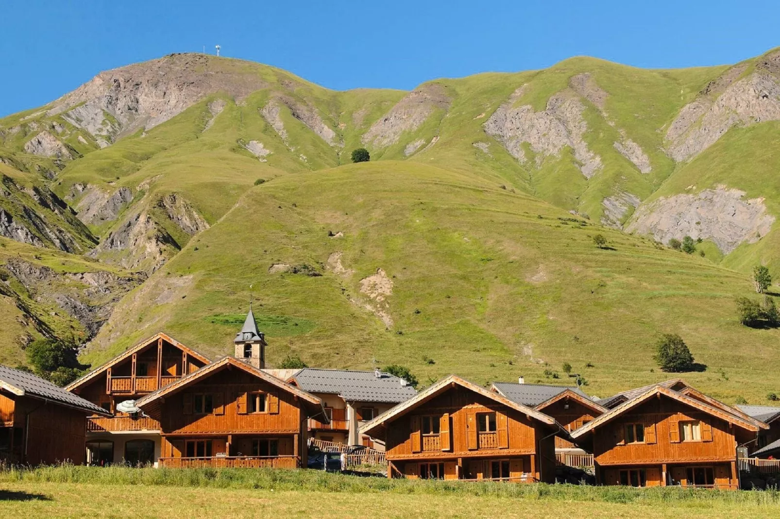 Les Chalets de l'Arvan II 2-Buitenkant zomer