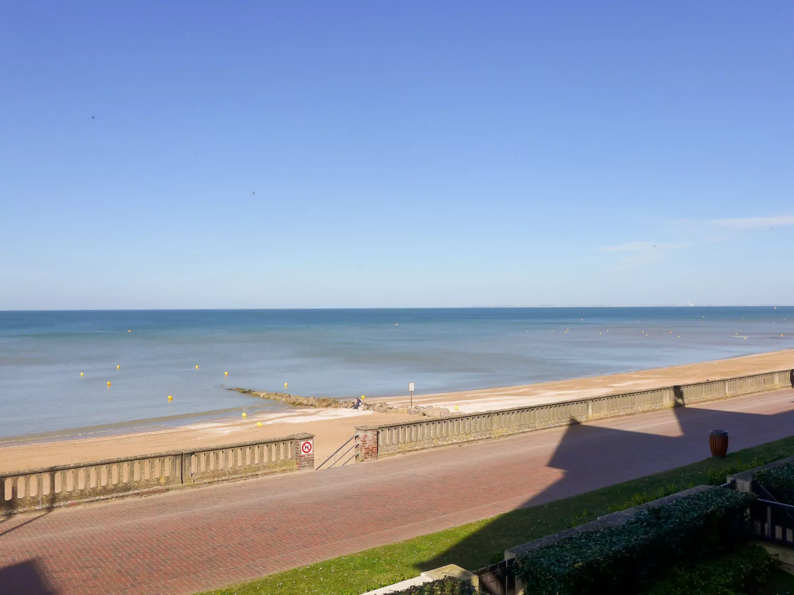 Cabourg Beach-Buiten