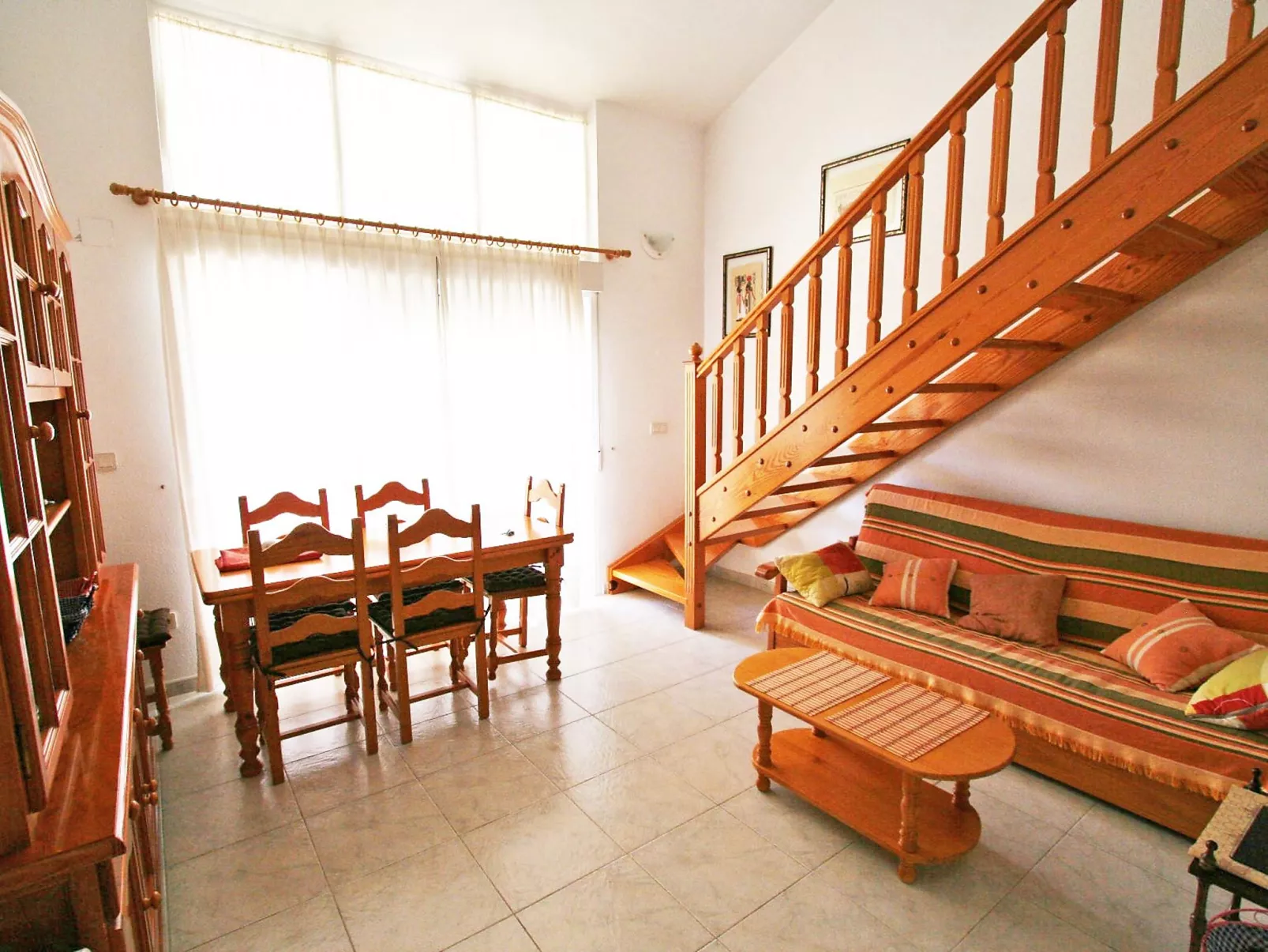 Residencial El Pinar-Binnen