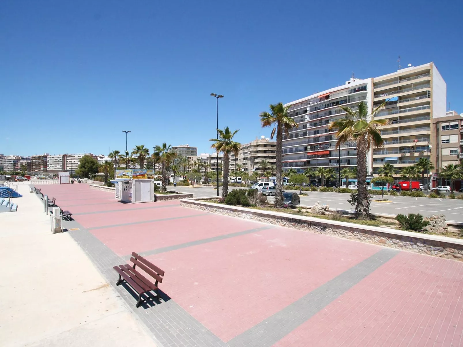 Residencial El Pinar-Binnen