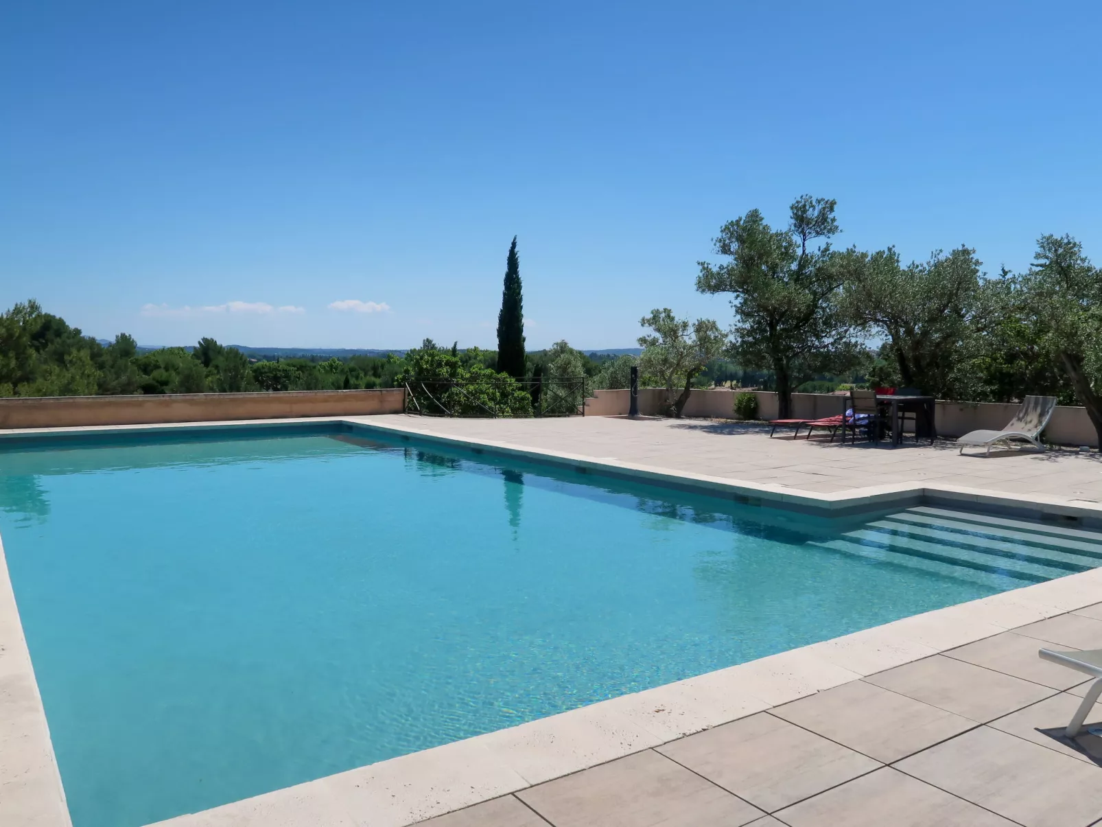 Les Garrigues de la Vallée des Baux-Buiten