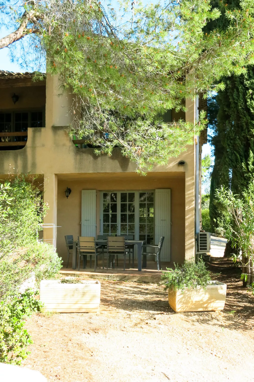 Les Garrigues de la Vallée des Baux-Buiten