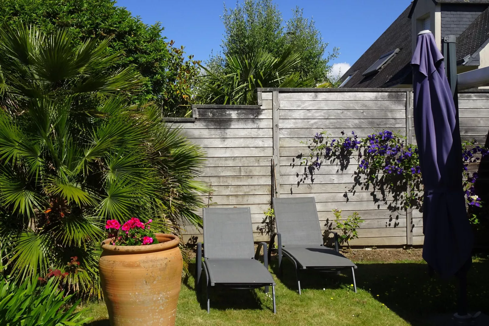 Holiday home Auray-Tuinen zomer