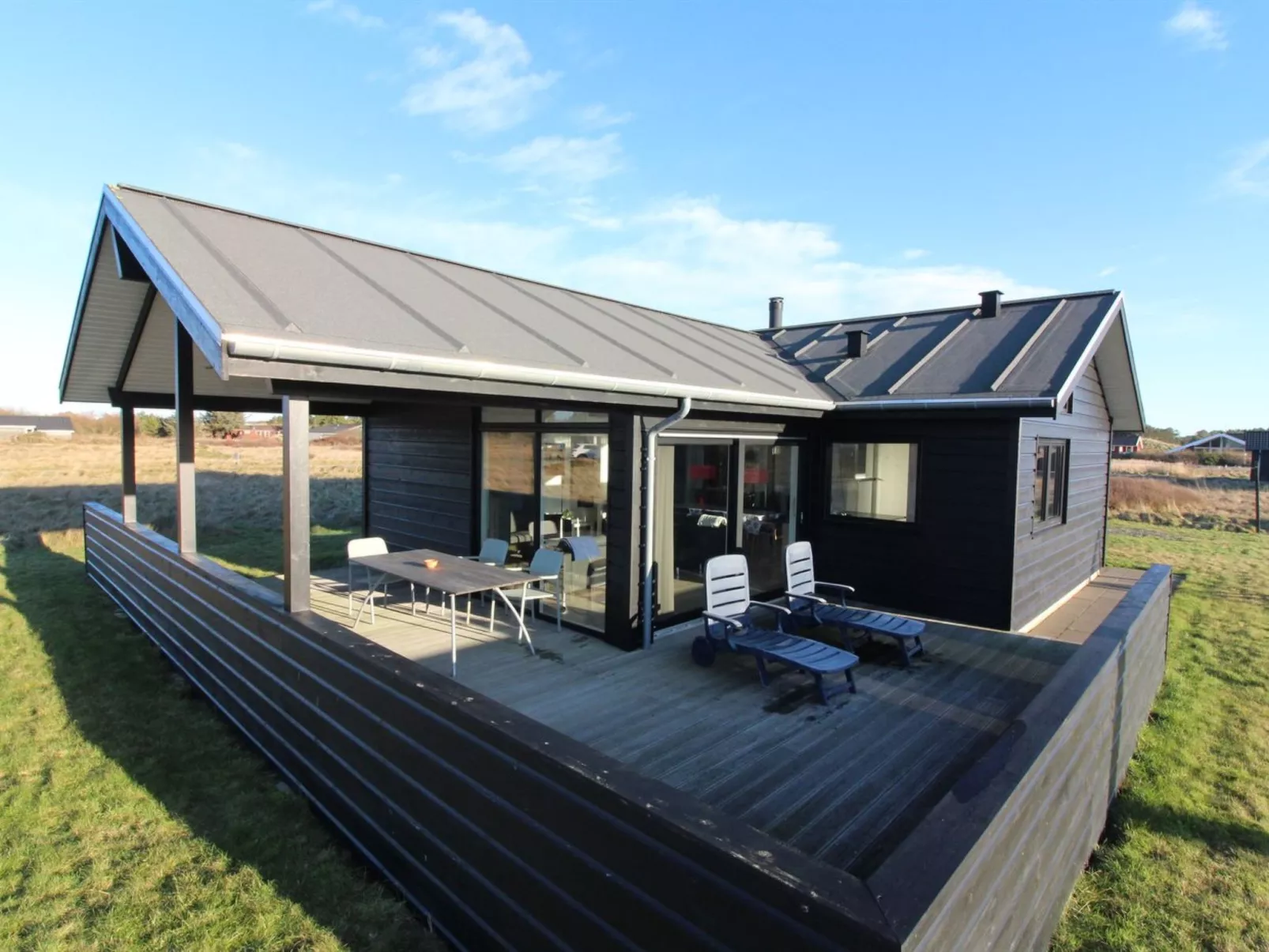"Fader" - 950m from the sea-Buiten